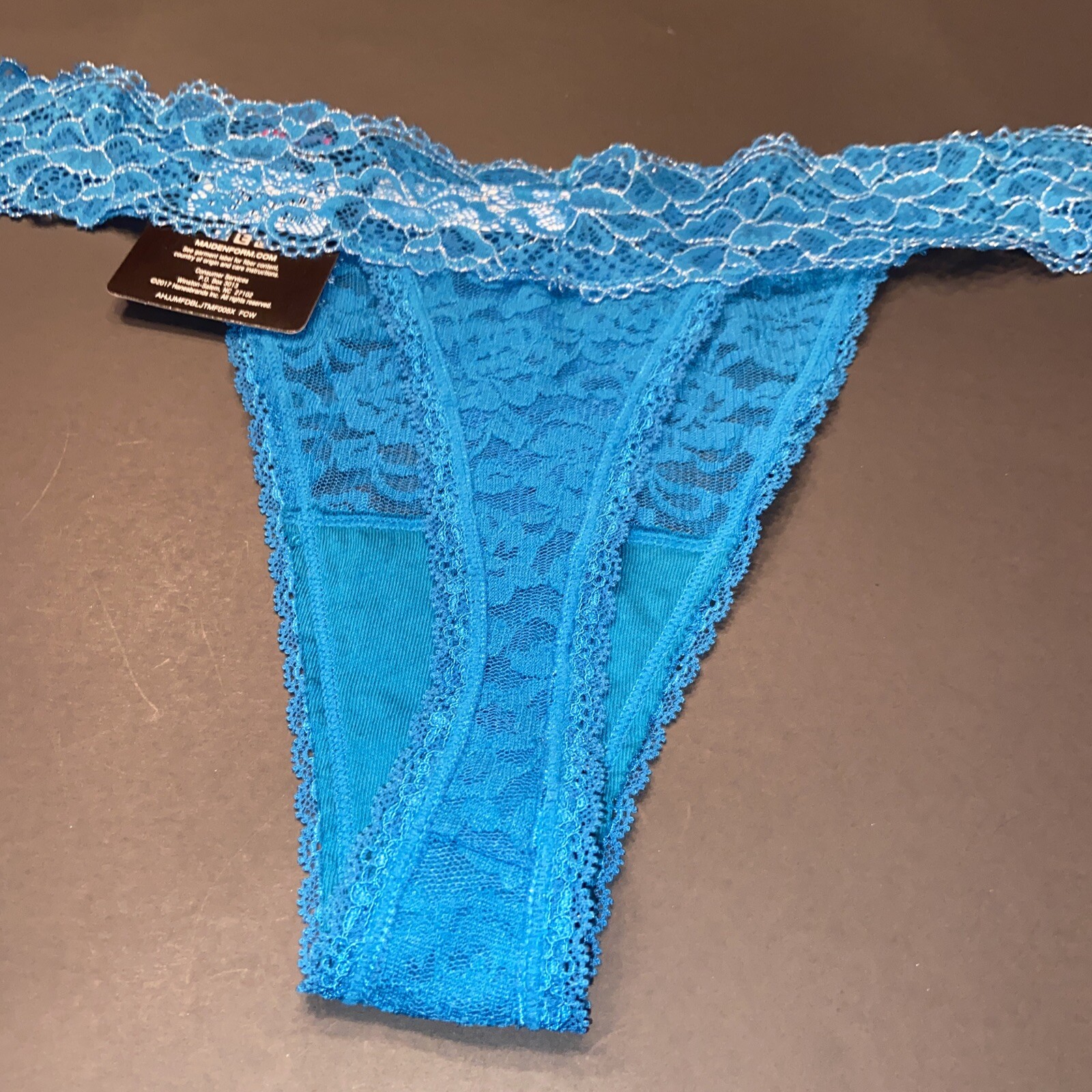NEW! MAIDENFORM AQUA BLUE LACE THONG PANTIES / X-LARGE Size 8 / $12