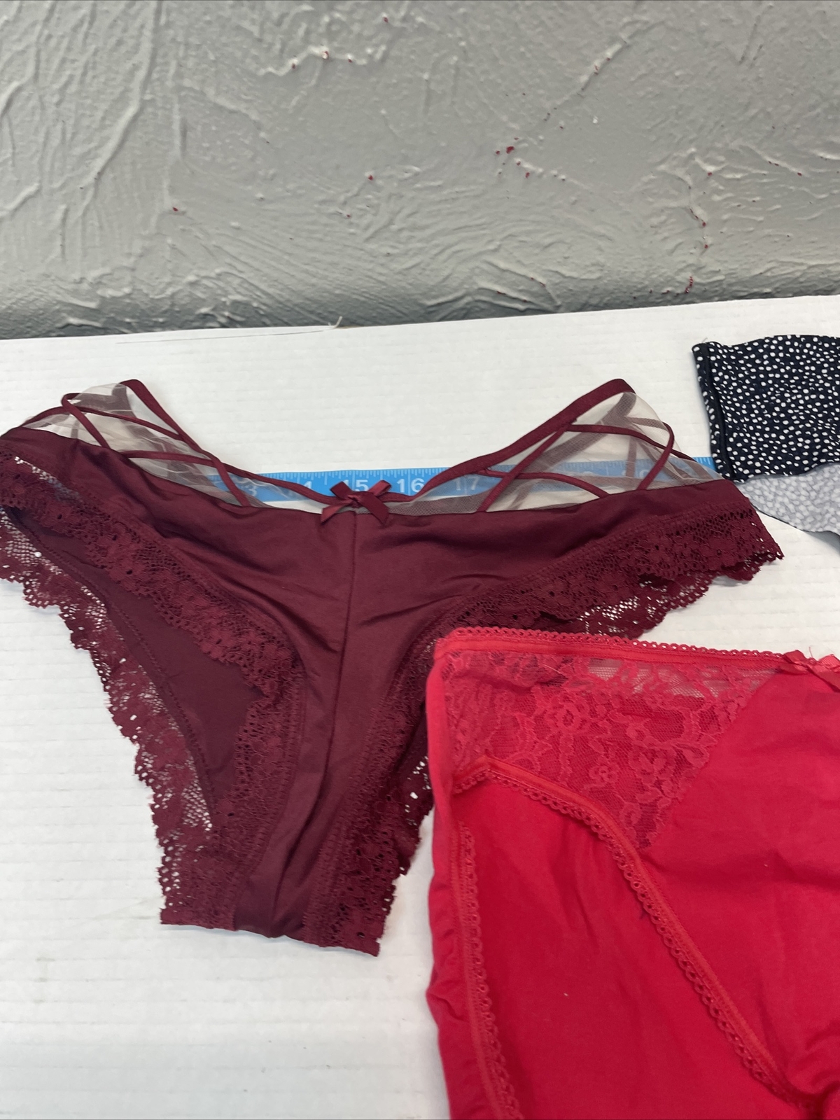 Lululemon Victoria’s Secret VS PINK Assorted Size S Panties – Lot of 3