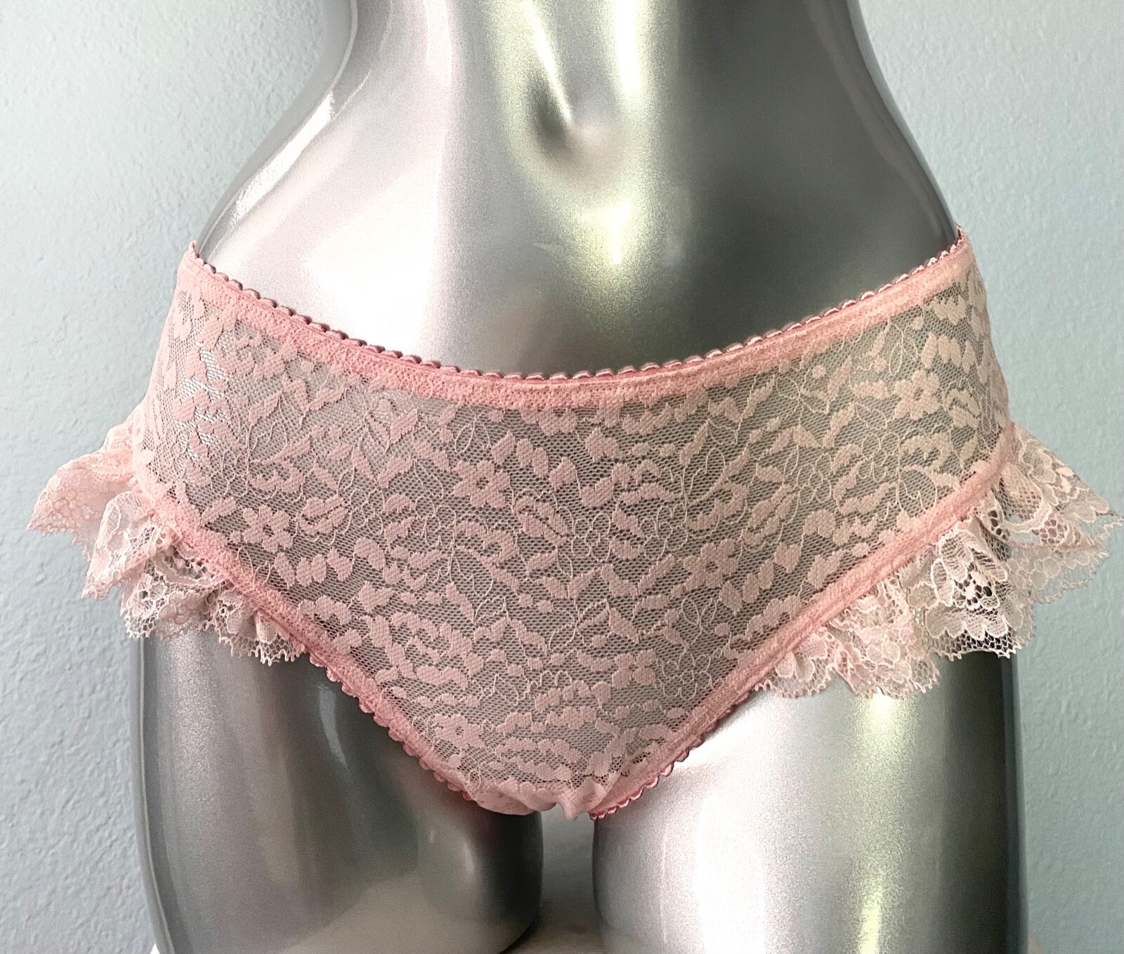Victoria’s Secret Cheeky Panty Pink Lace Ruffle Ruffled Sexy Panties L XL