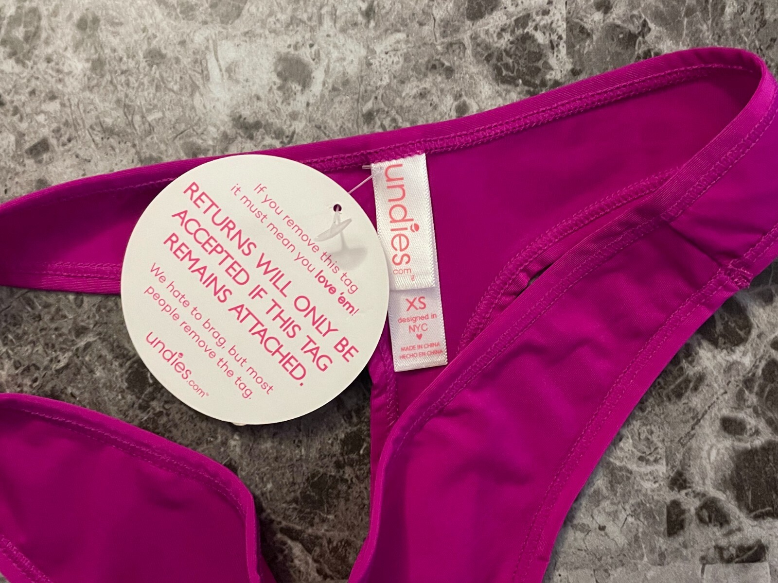 NWT UNDIES XS FUSCHIA MAGENTA SMOOTH NYLON SPANDEX STRETCH THONG PANTIES