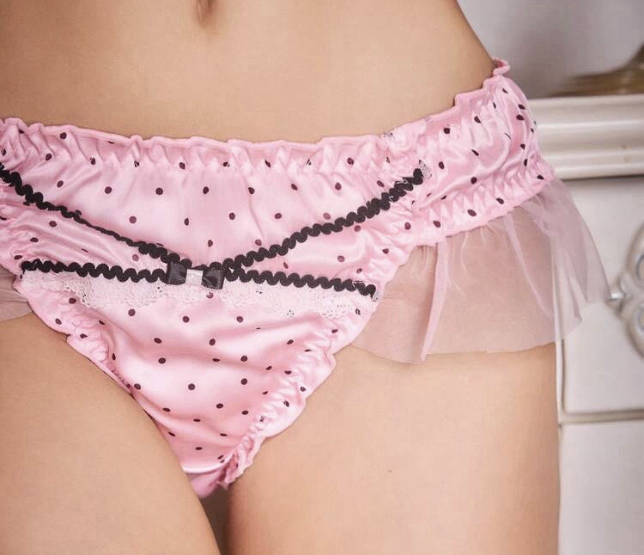 Pink w Polkadots Satin Ruffled Mesh Leg Ruched Bum Bikini Pantie Knickers XL NEW