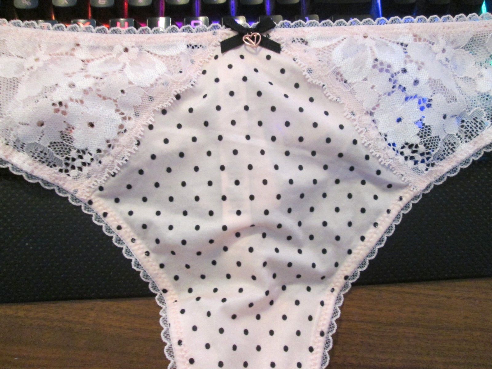 🎀New w/Tag💖Victoria’s Secret💗🖤Lace Thong💖XS,S,M,L,XL🎀