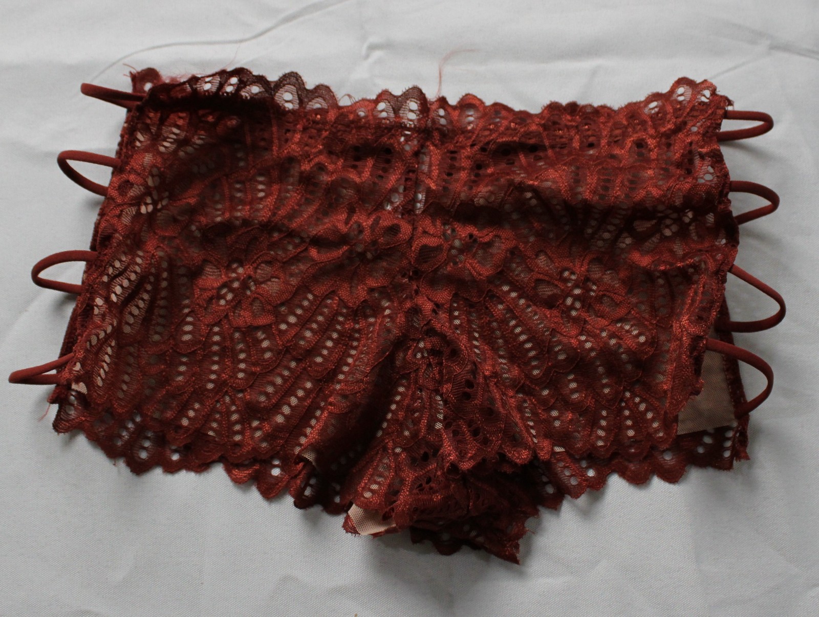 Youmita Women’s Lace Side Cut Outs Mesh Cheeky Panties AC2 Red Small NWT