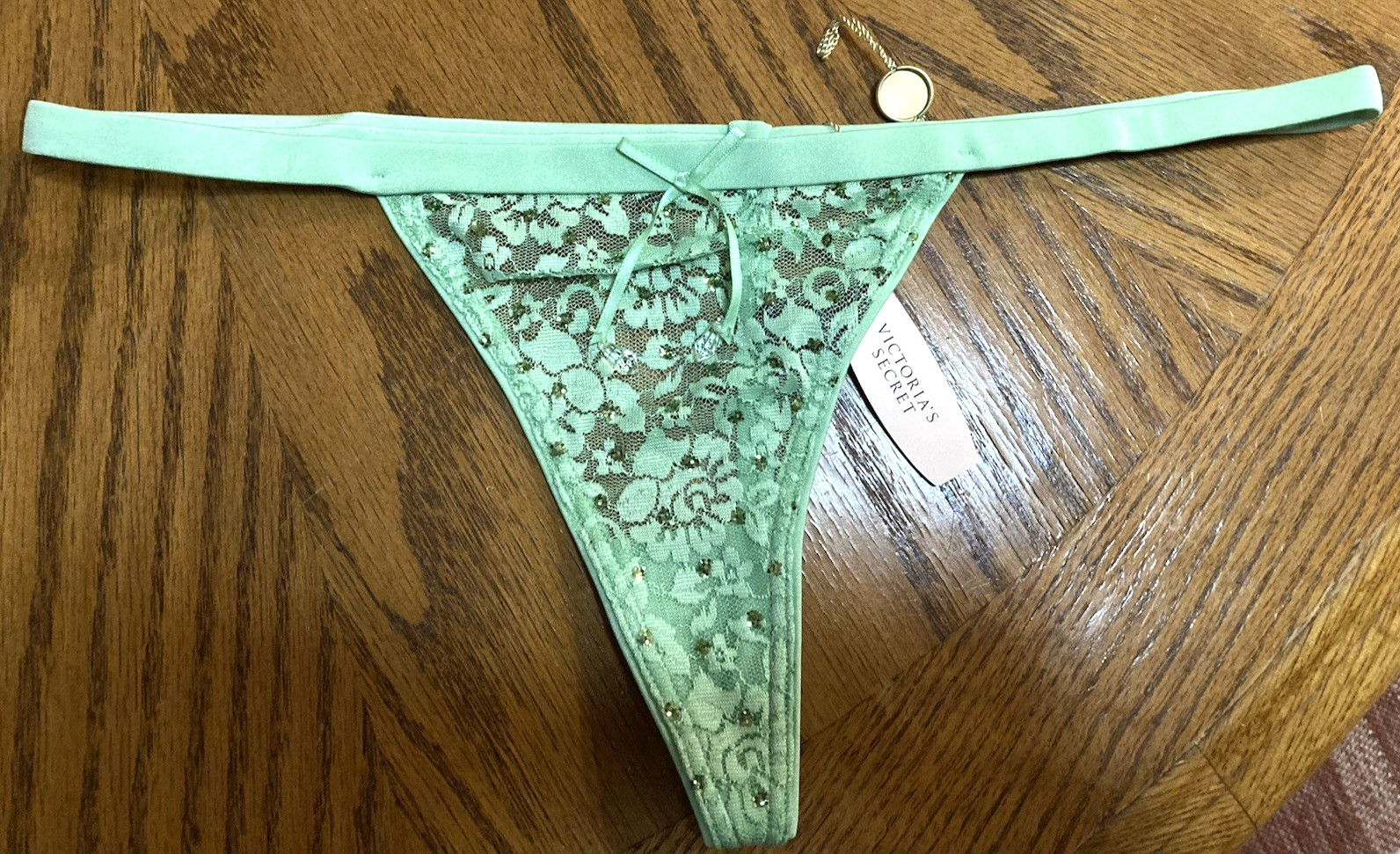 Victorian’s SECREET Sheer Lace BLING V String Panty NWT LMEDIUM