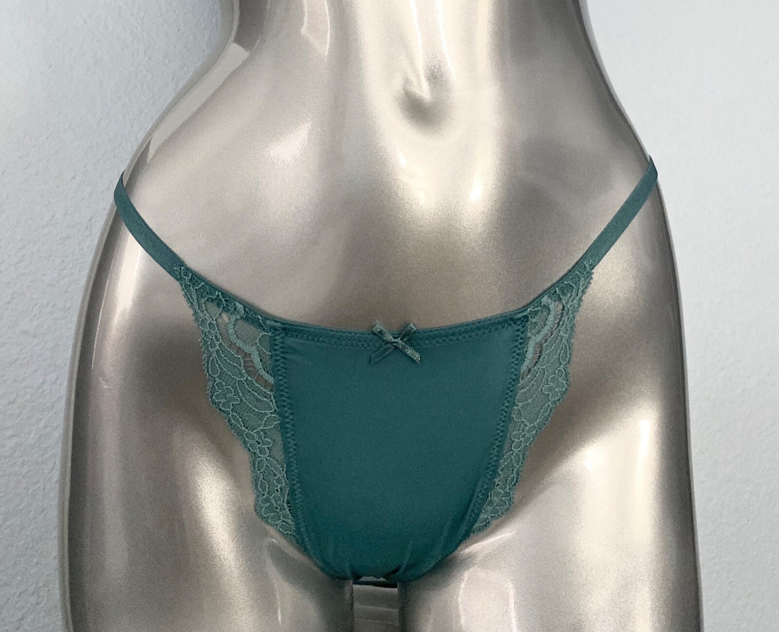Victoria’s Secret V String Dream Angels Runaway Teal Stretchy Panty M L