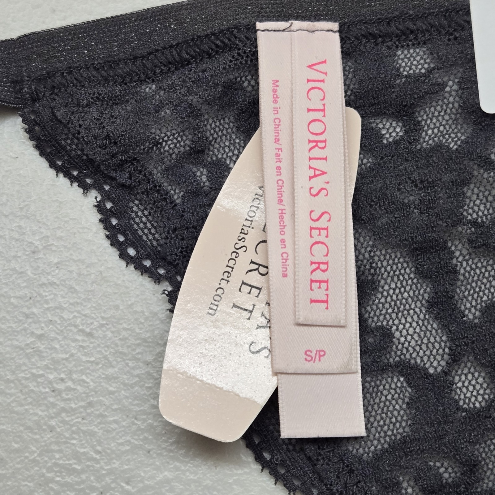 Victoria’s Secret Women Panty S/P Gray Floral V String Lace Logo NWT