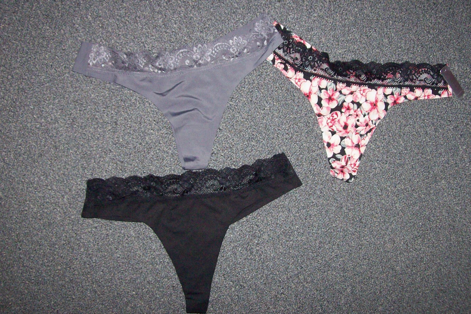 Sophie b. Underwear Women’s Thong Lace Trim 3 Solid Multi Black Gray New