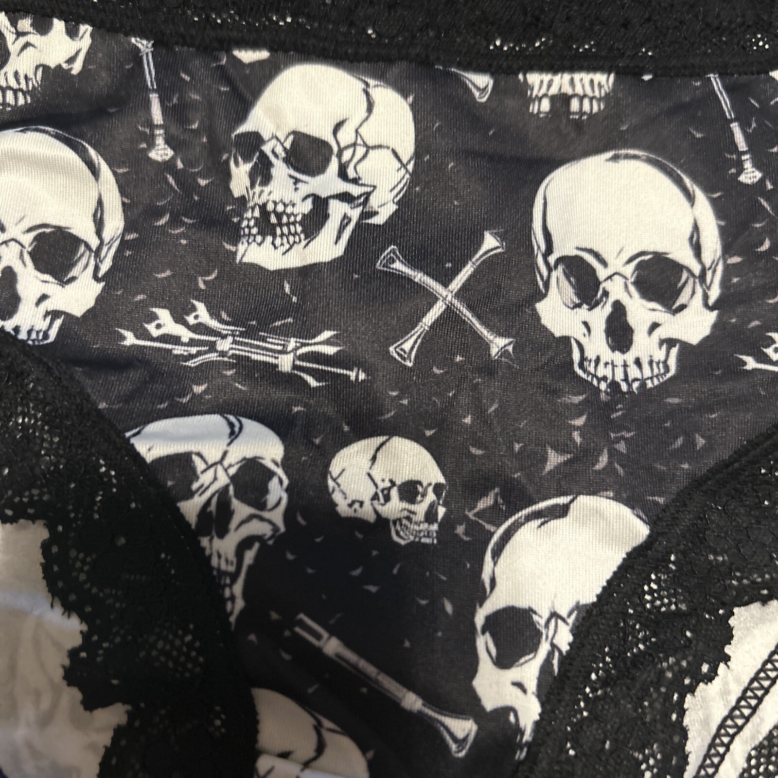 Morvia 3pk lace trim goth Skater Emo panties S Skulls & Mushrooms Lingerie