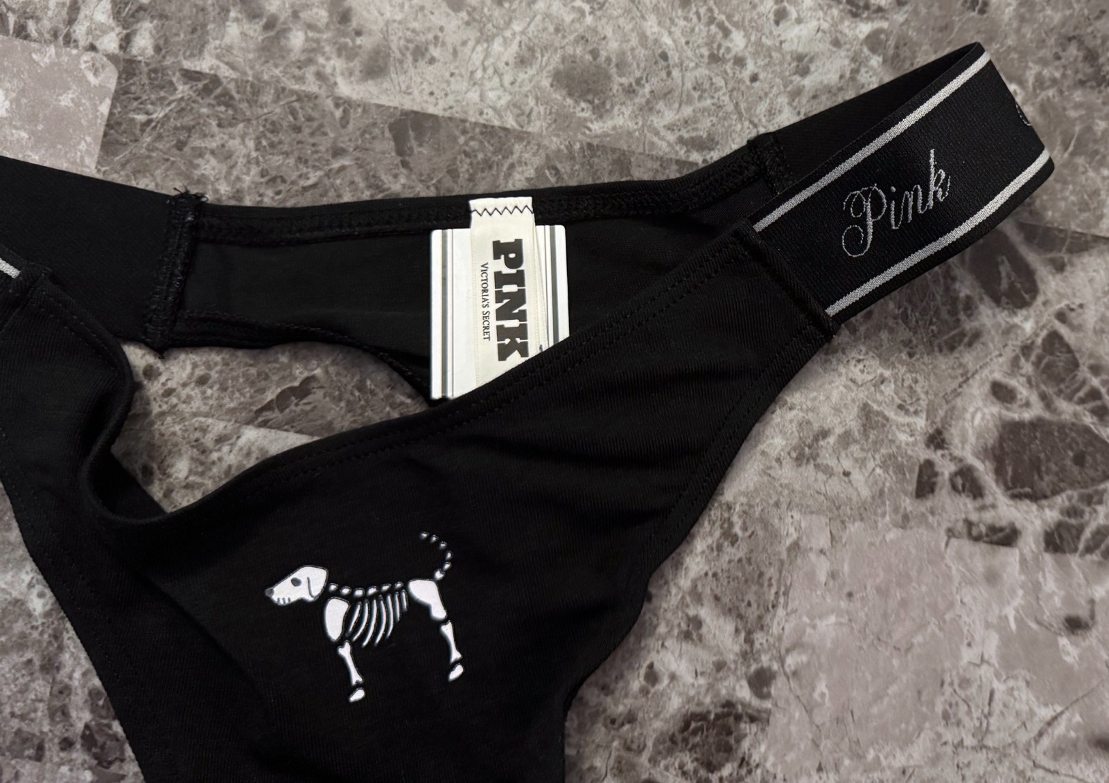 NWT VICTORIA’S SECRET PINK BLACK WHITE SKELETON DOG HALLOWEEN THONG PANTIES
