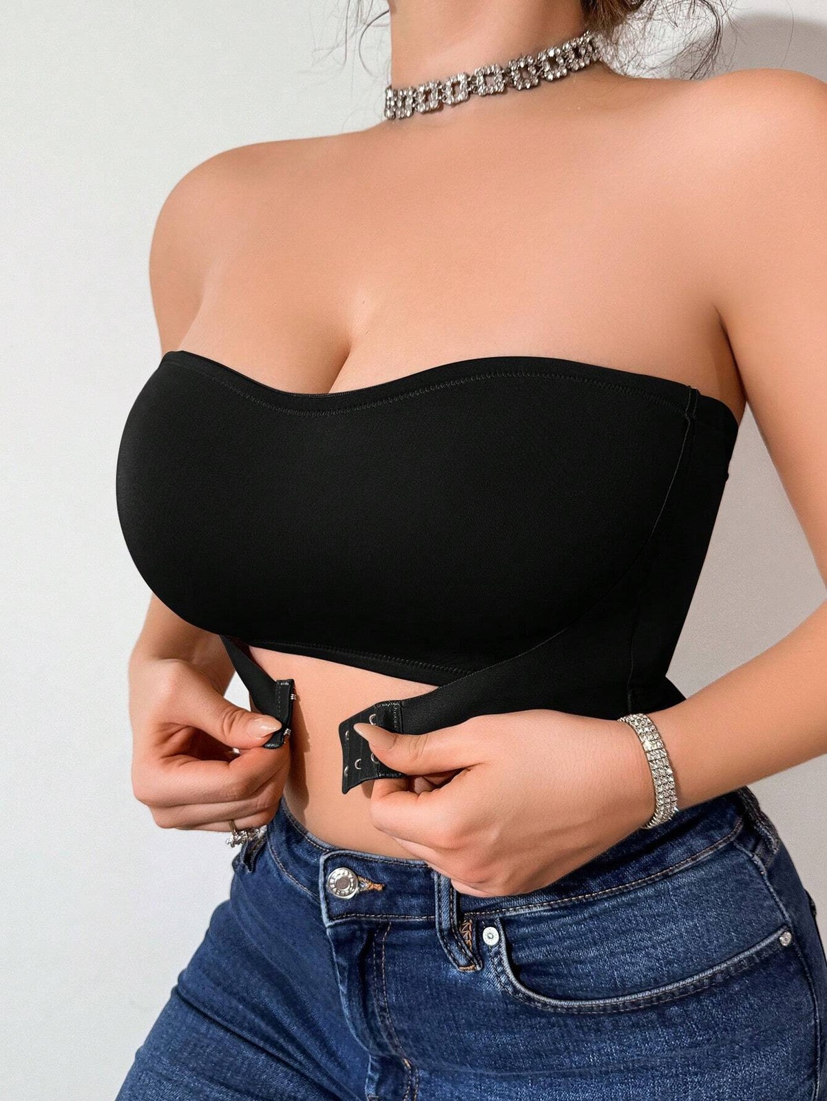 Large Sizes Strapless, Wireless Bra with Non Slip Cheap24