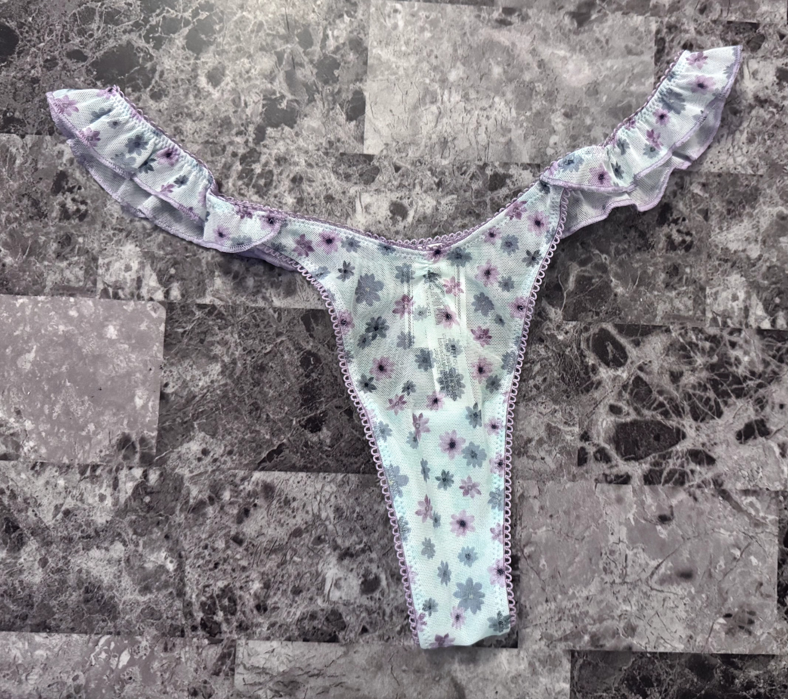 NWT VICTORIA’S SECRET PINK BLUE PURPLE FLORAL MESH FLUTTER RUFFLE THONG PANTIES