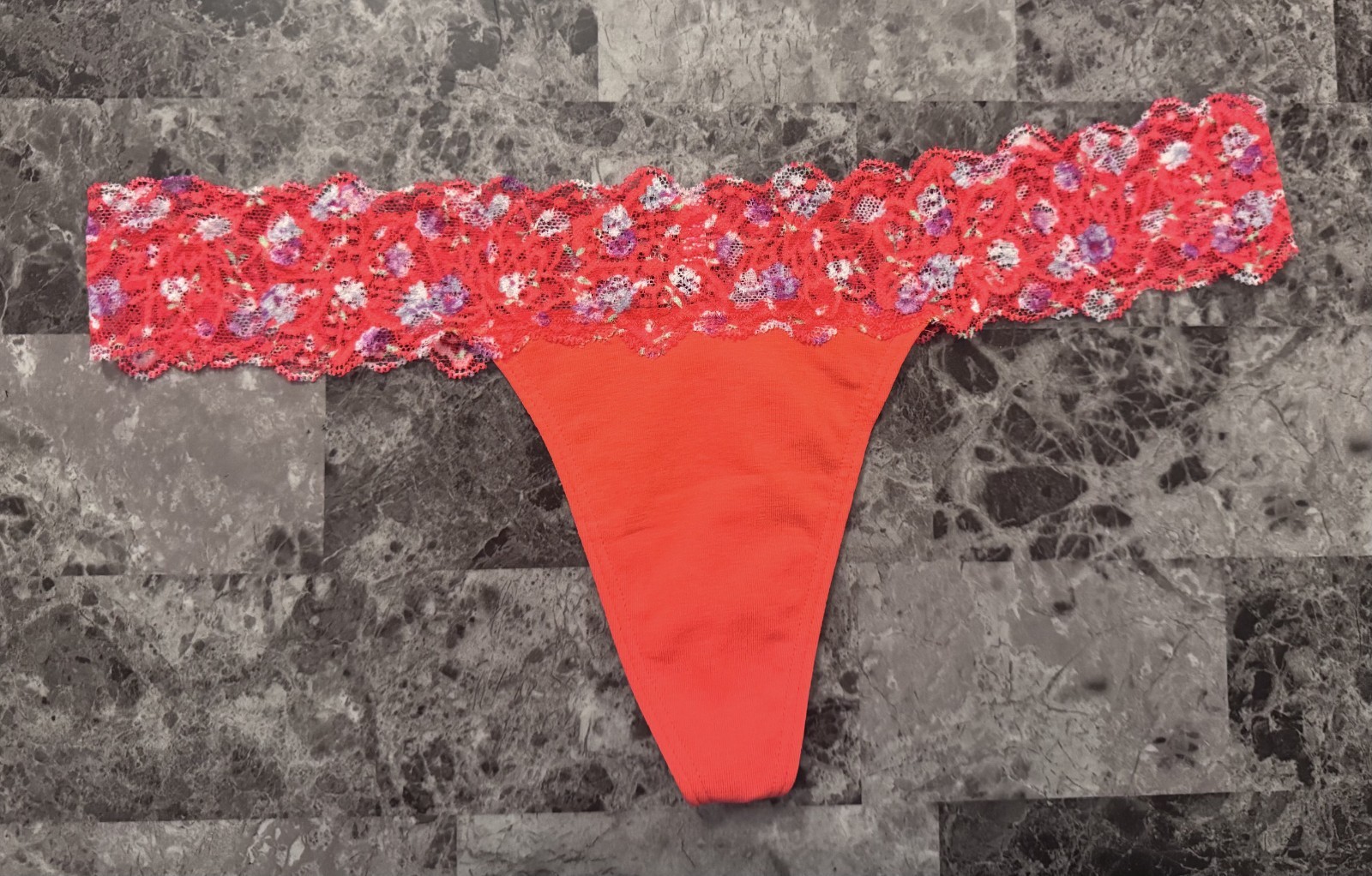 NWT VICTORIA’S SECRET PINK LARGE ORANGE FLORAL LACE WAISTBAND RARE THONG PANTIES