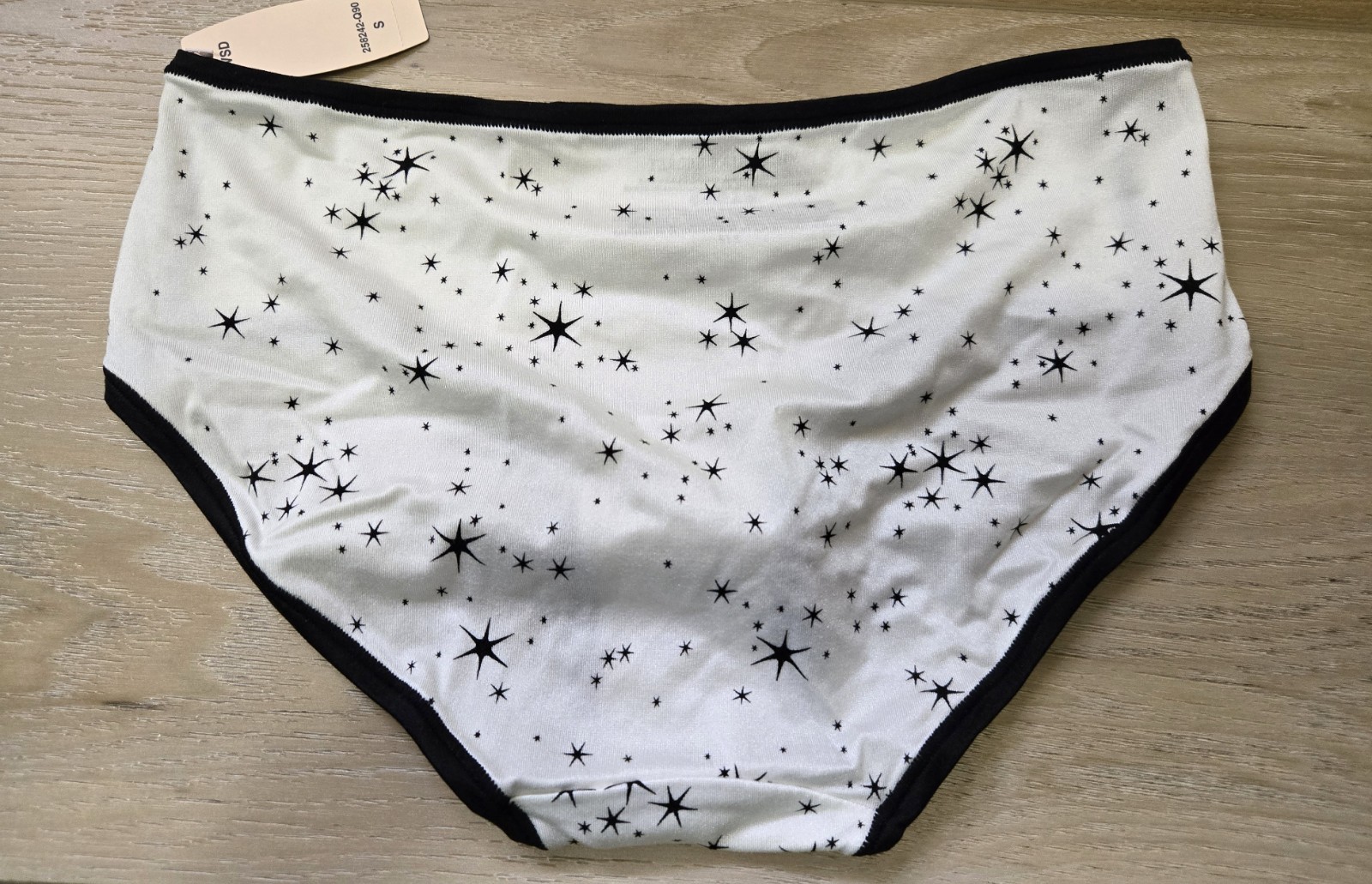 NWT Vintage Victoria’s Secret Fabulous Stretch Smooth Satin Hiphugger Panties S