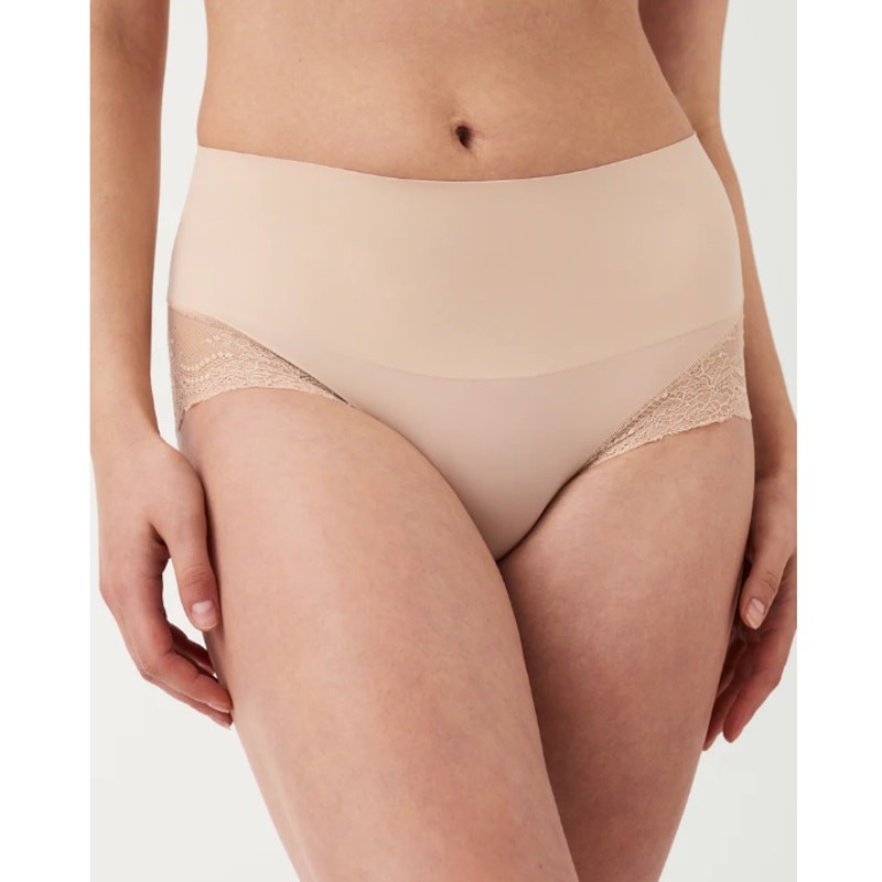 Spanx Women’s Soft Nude Supersmooth Undie-tectable Lace Hi-Hipster Size M