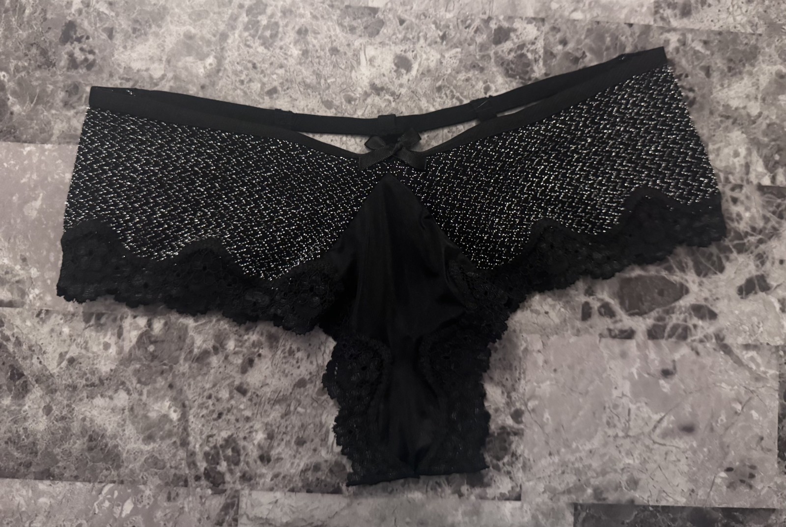 VICTORIA’S SECRET XS BLACK SILVER ZIG ZAG LACE STRAPPY CAGE RARE CHEEKY PANTIES