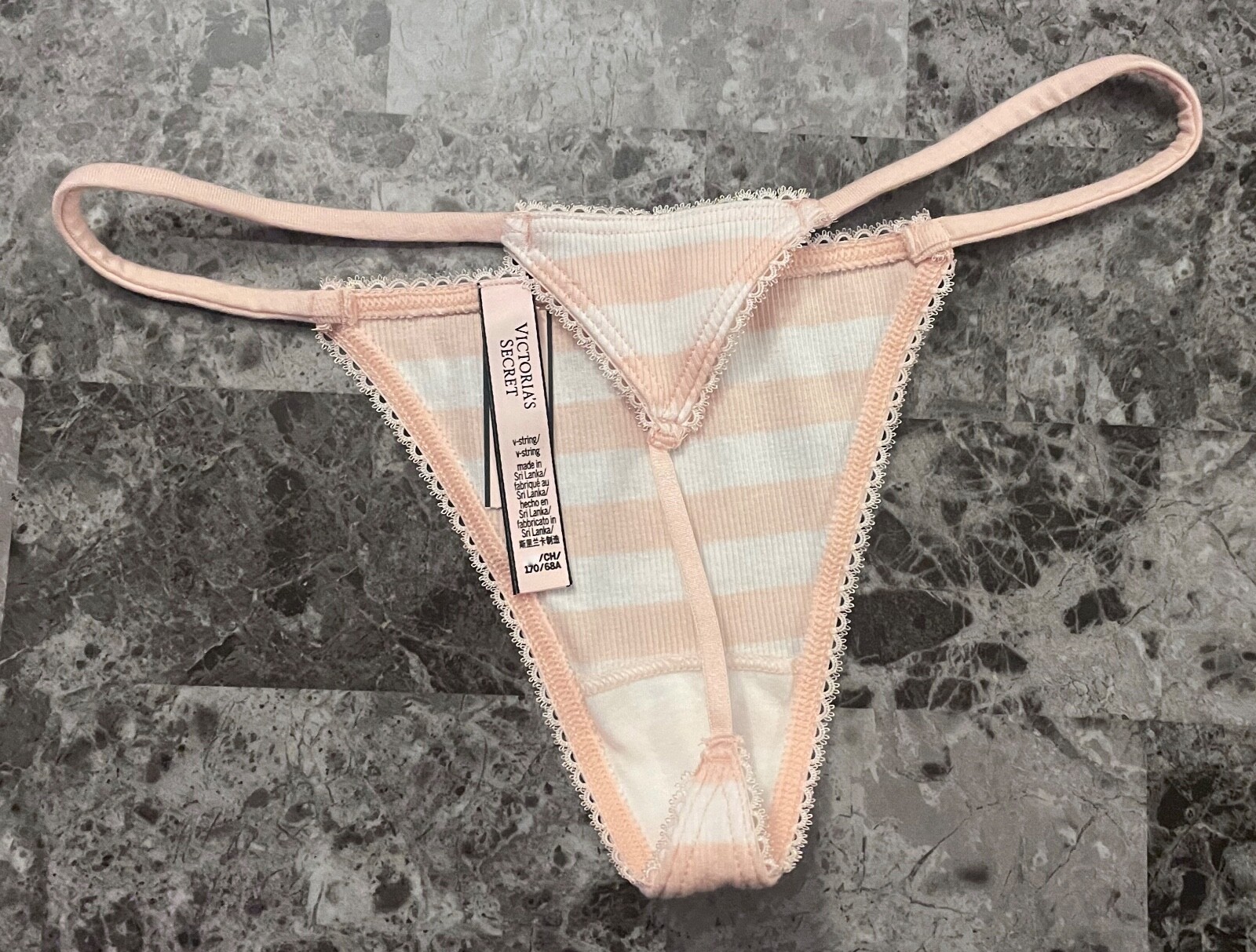 NWT VICTORIA’S SECRET PINK WHITE STRIPE RIBBED KNIT BUTTON V STRING PANTIES