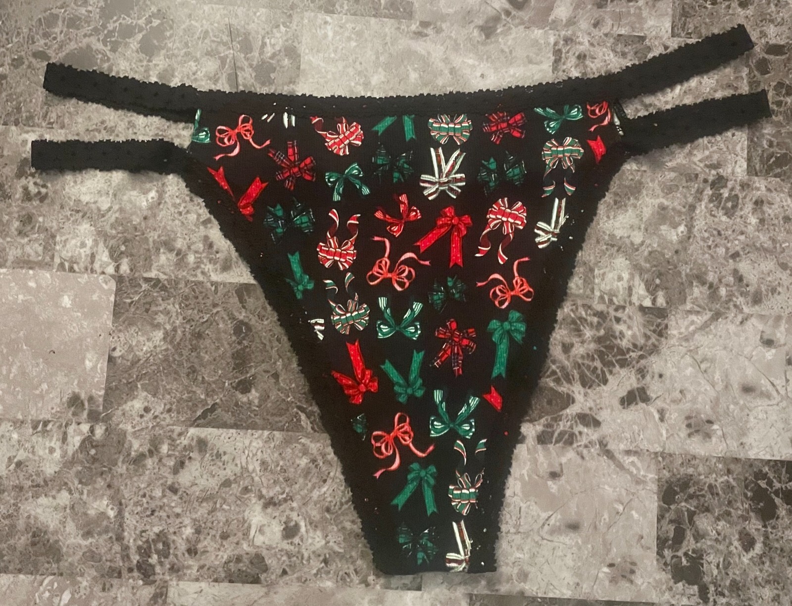 NWT VICTORIA’S SECRET PINK XXL HOLIDAY BOW RIB KNIT DOUBLE STRAPPY THONG PANTIES