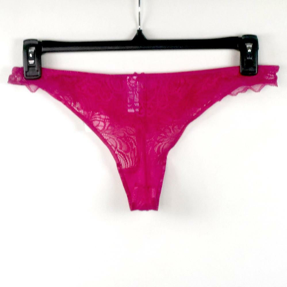 B.tempt’d Undisclosed Keyhole Lace Thong Choose Size & Color New 942257