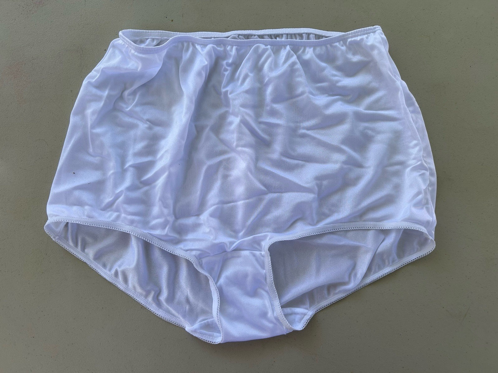 Vintage Sears 100% White Nylon Brief Panties Size 9 43-44” Hips Silky Soft Panty