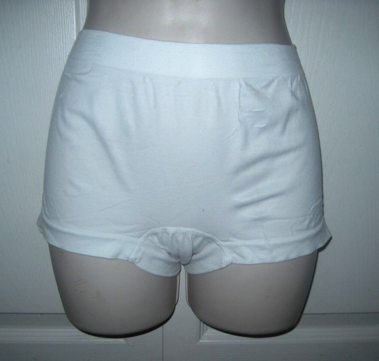 Women’s Brief Style Panties White Comfortable Lightweight Stretch Fabric Medium