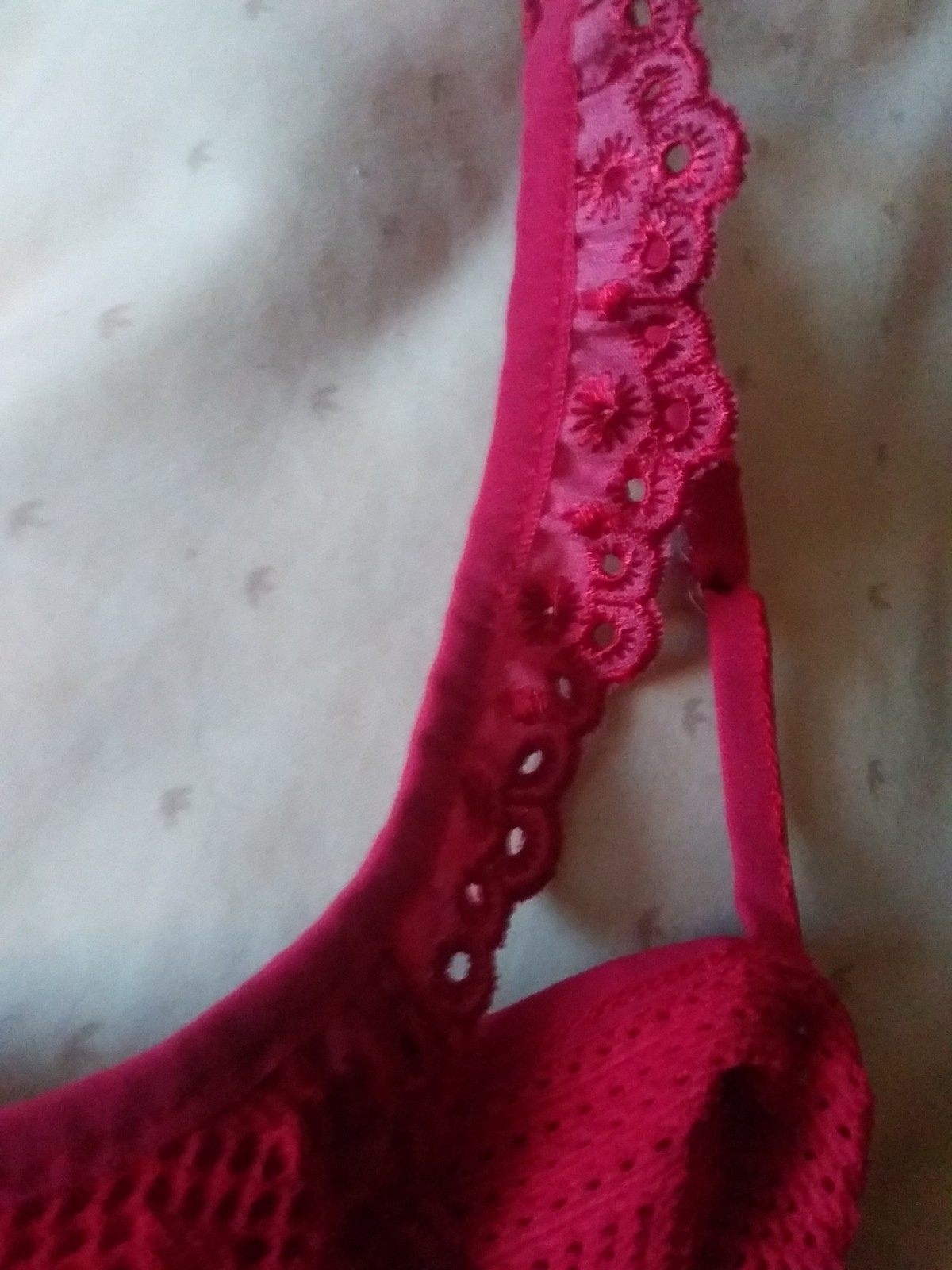 ARIANNE LINGERIE CAMISOLE AND PANTIES SIZE SMALL RED BURGUNDY KNIT NWT
