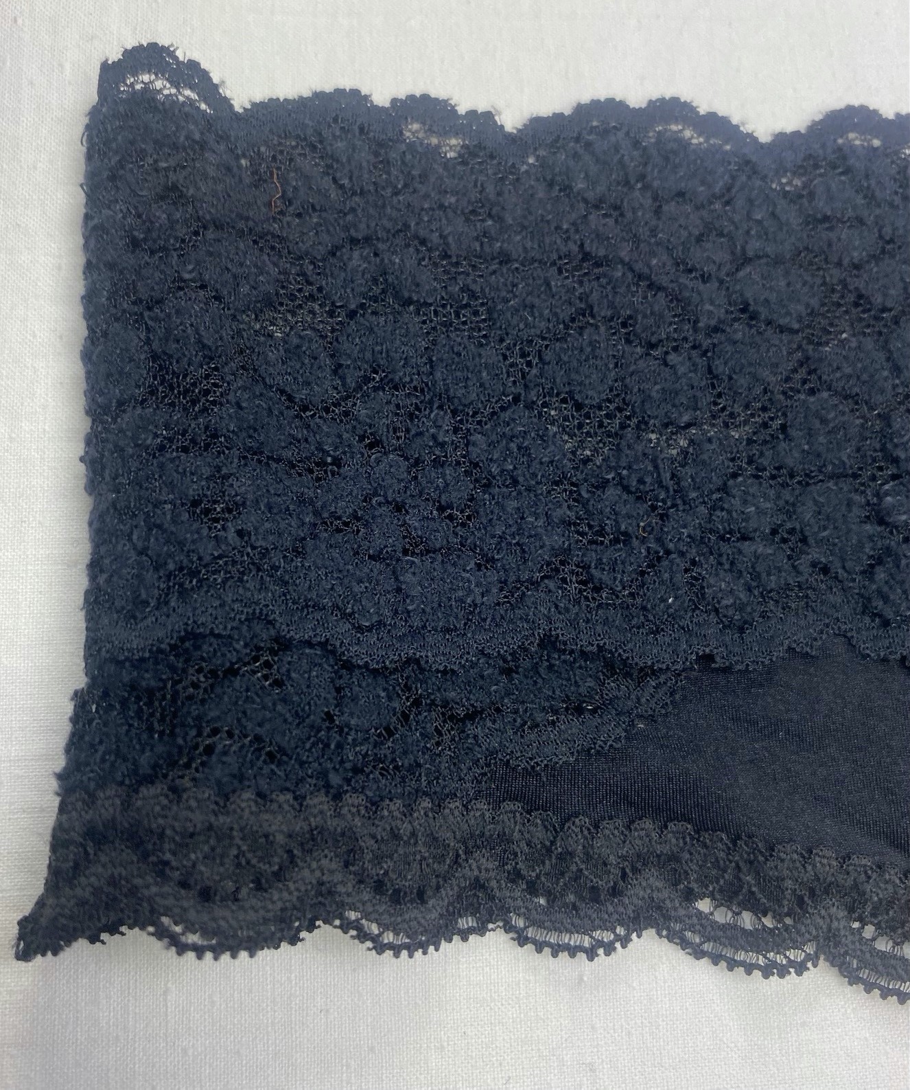 Aerie Lace Trimmed Microfiber Thong with Bow Accent — SMALL