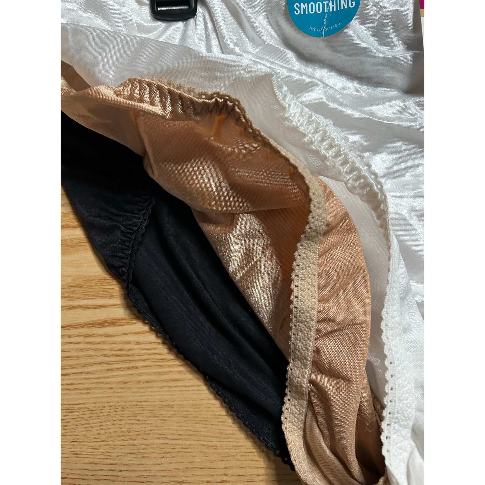 New Women’s Vanity Fair 3 Pack Brief panties Black Tan-Gold White size 4XL/11