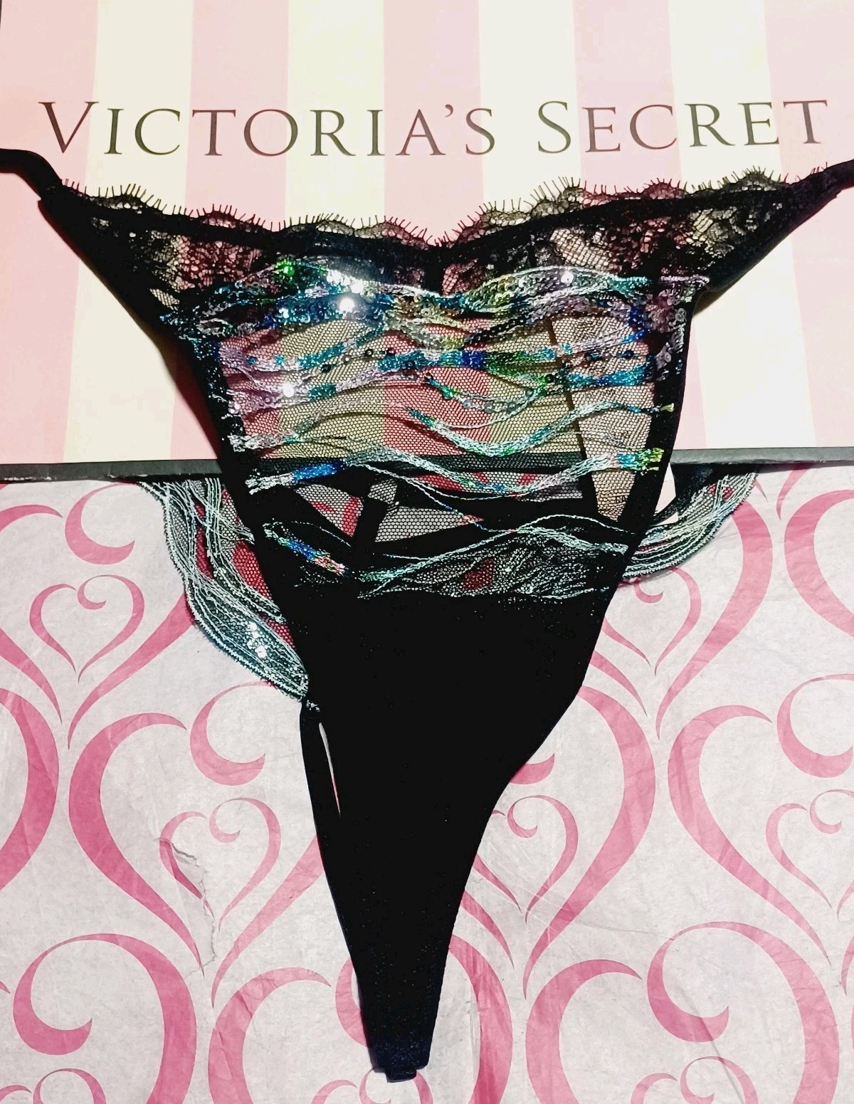 Victoria’s Secret VERY SEXY Siren Shimmer Embroidery V-String Black/Multicolor M