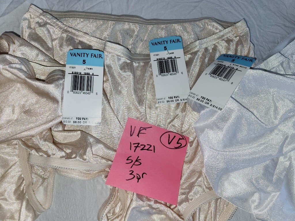Lot 3 NWT S 5 Vanity Fair Nylon 815012 Brief Underwear V5 Tagless Nude White