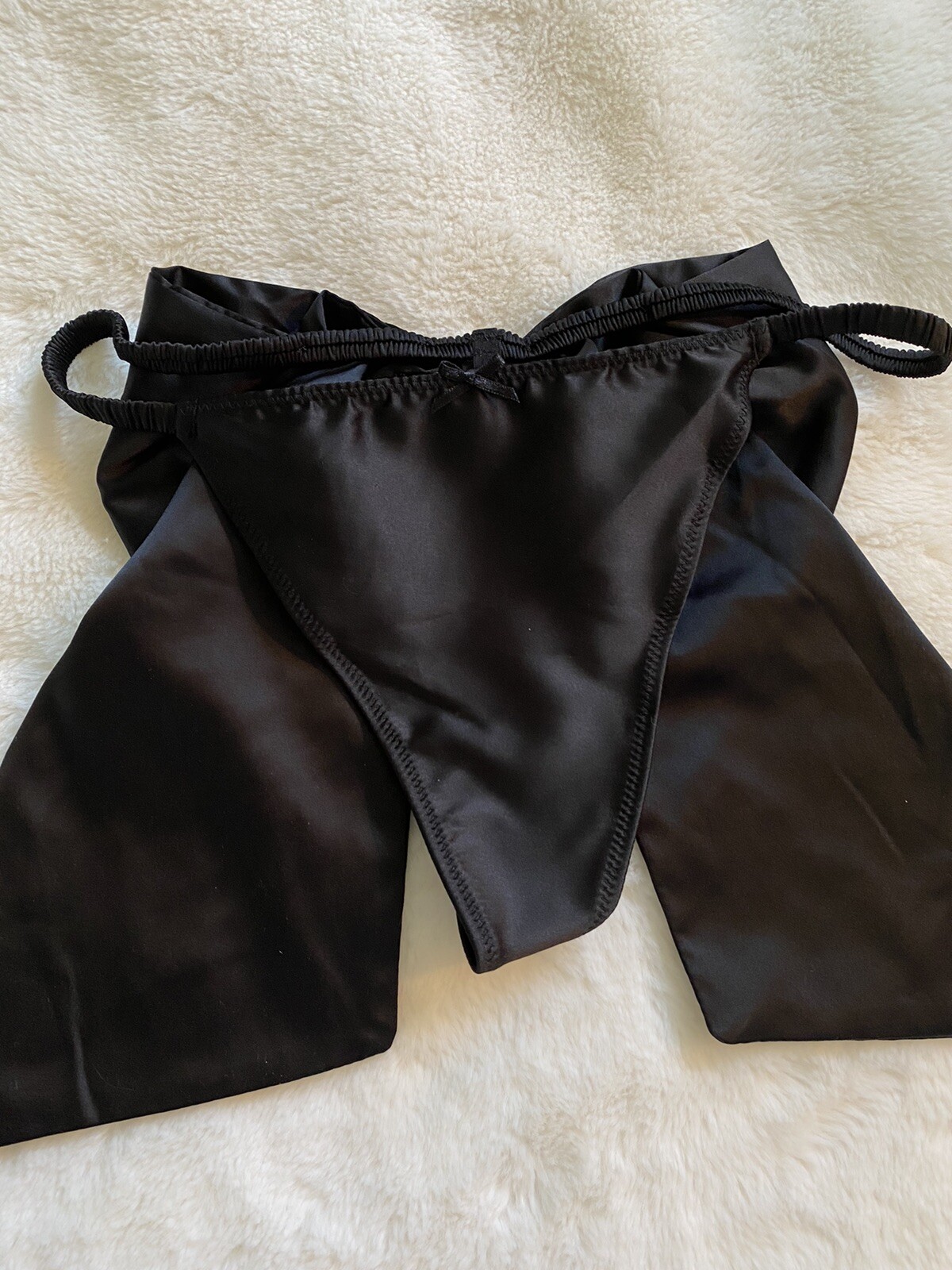 Victoria’s Secret Panties Thong Panty Black Satin Bow Back Dream Angels Small S