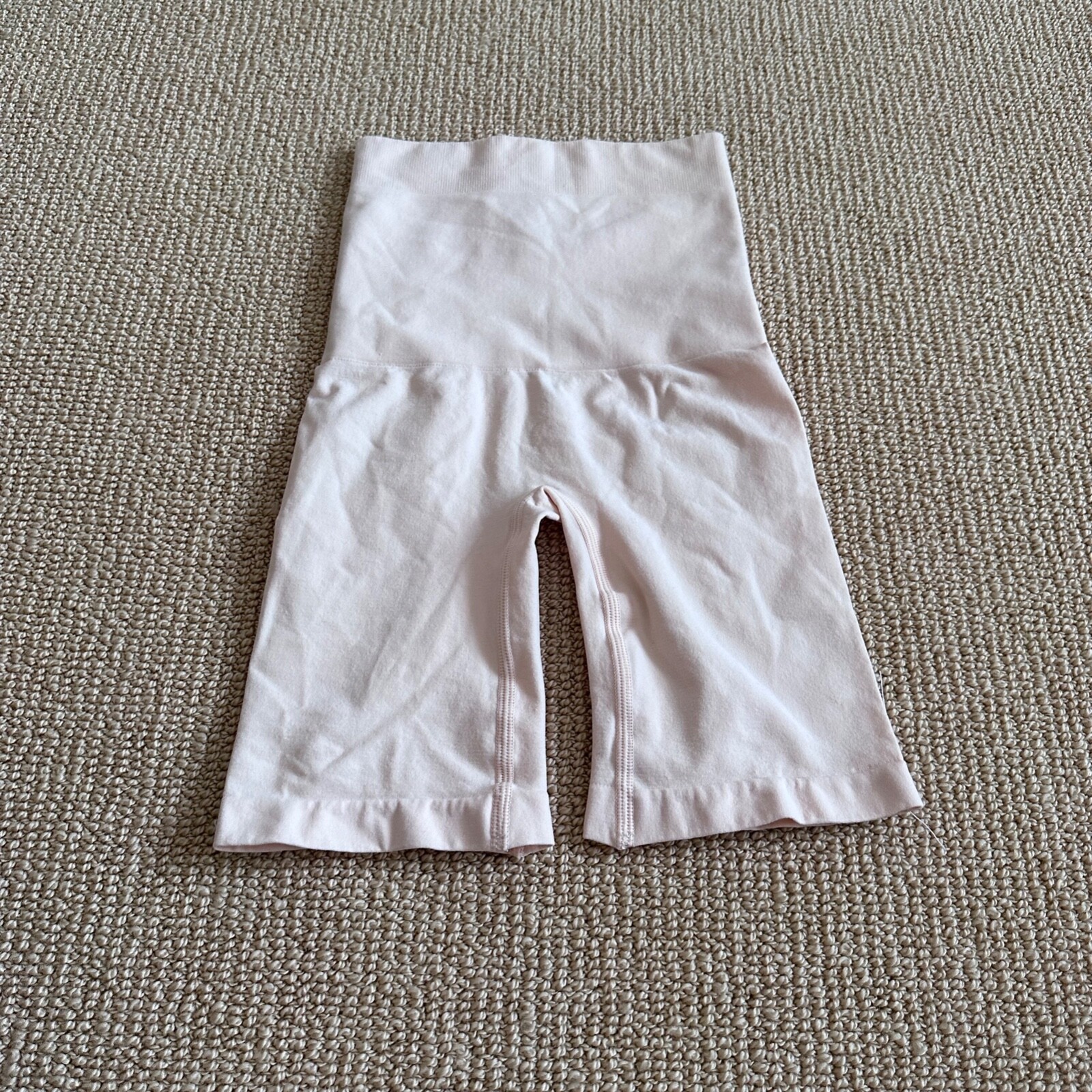 Skims Core Control Mid Thigh Shorts Shapewear, Size L/XL New