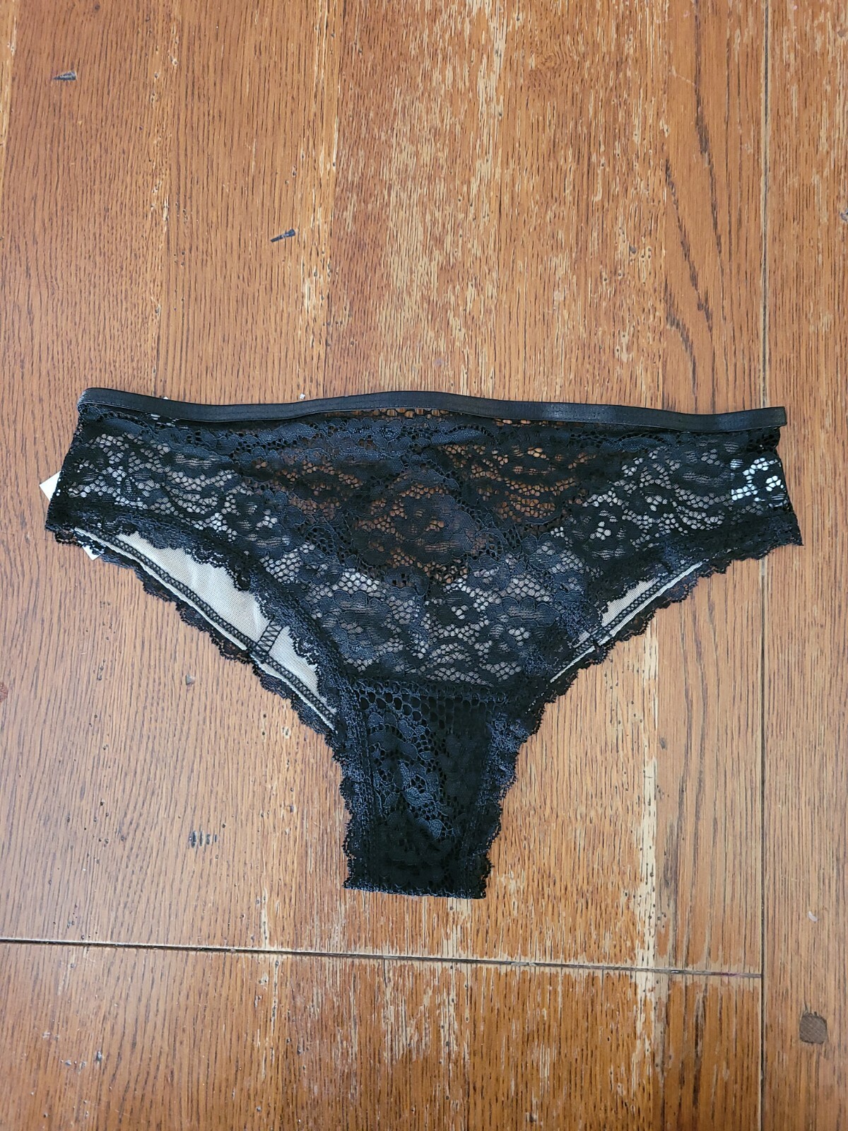 Jennifer Intimates panties small lace geometric lace cage 68784m 3 pack