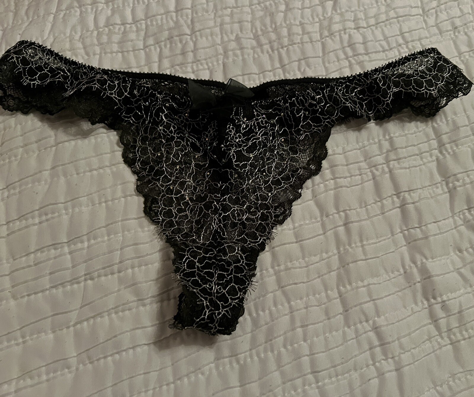 VICTORIA SECRET BEAUTIFUL VERY SEXY HUNTER GREEN LACE THONG PANTIES MED NWOT