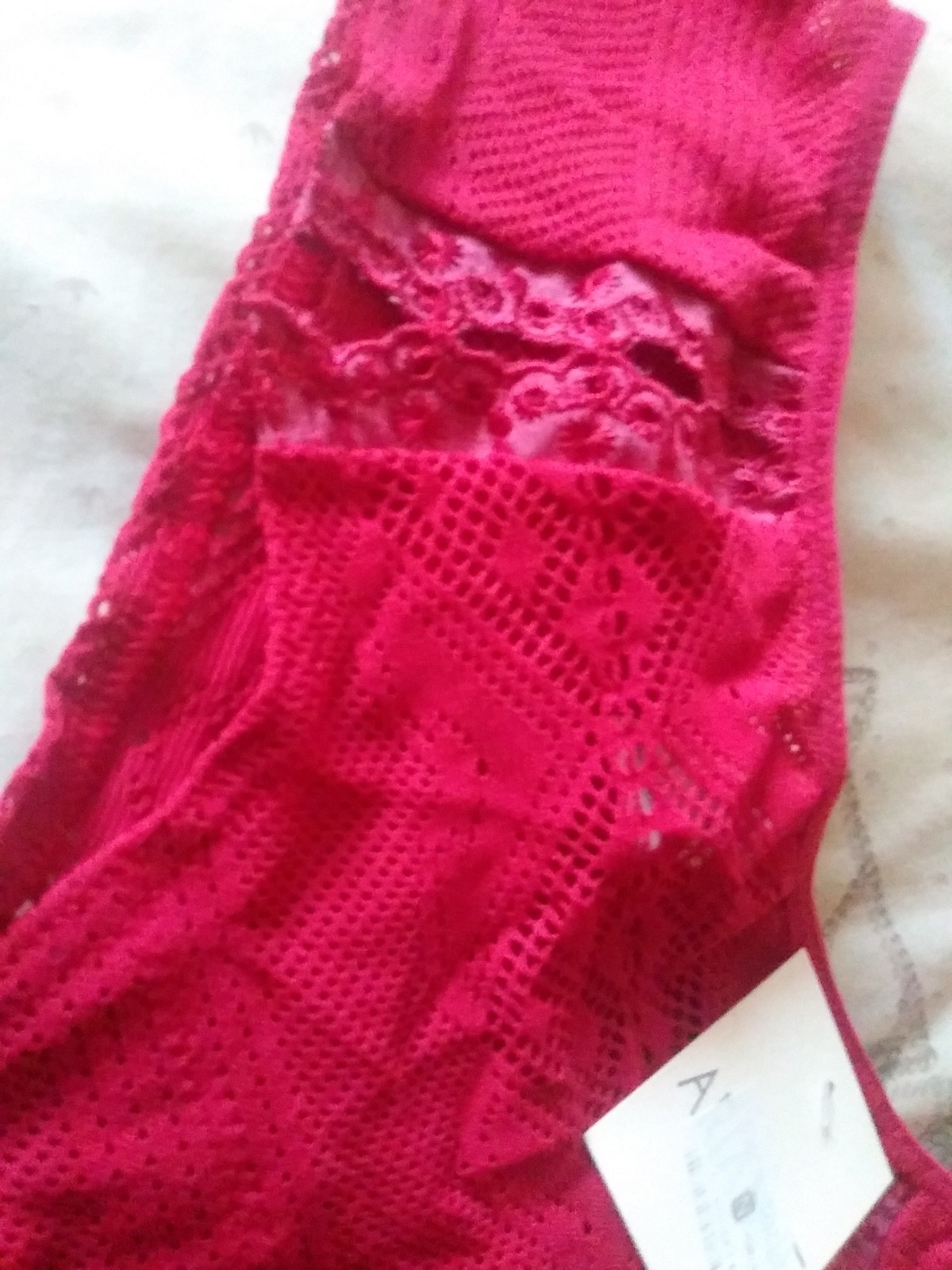 ARIANNE LINGERIE CAMISOLE AND PANTIES SIZE SMALL RED BURGUNDY KNIT NWT