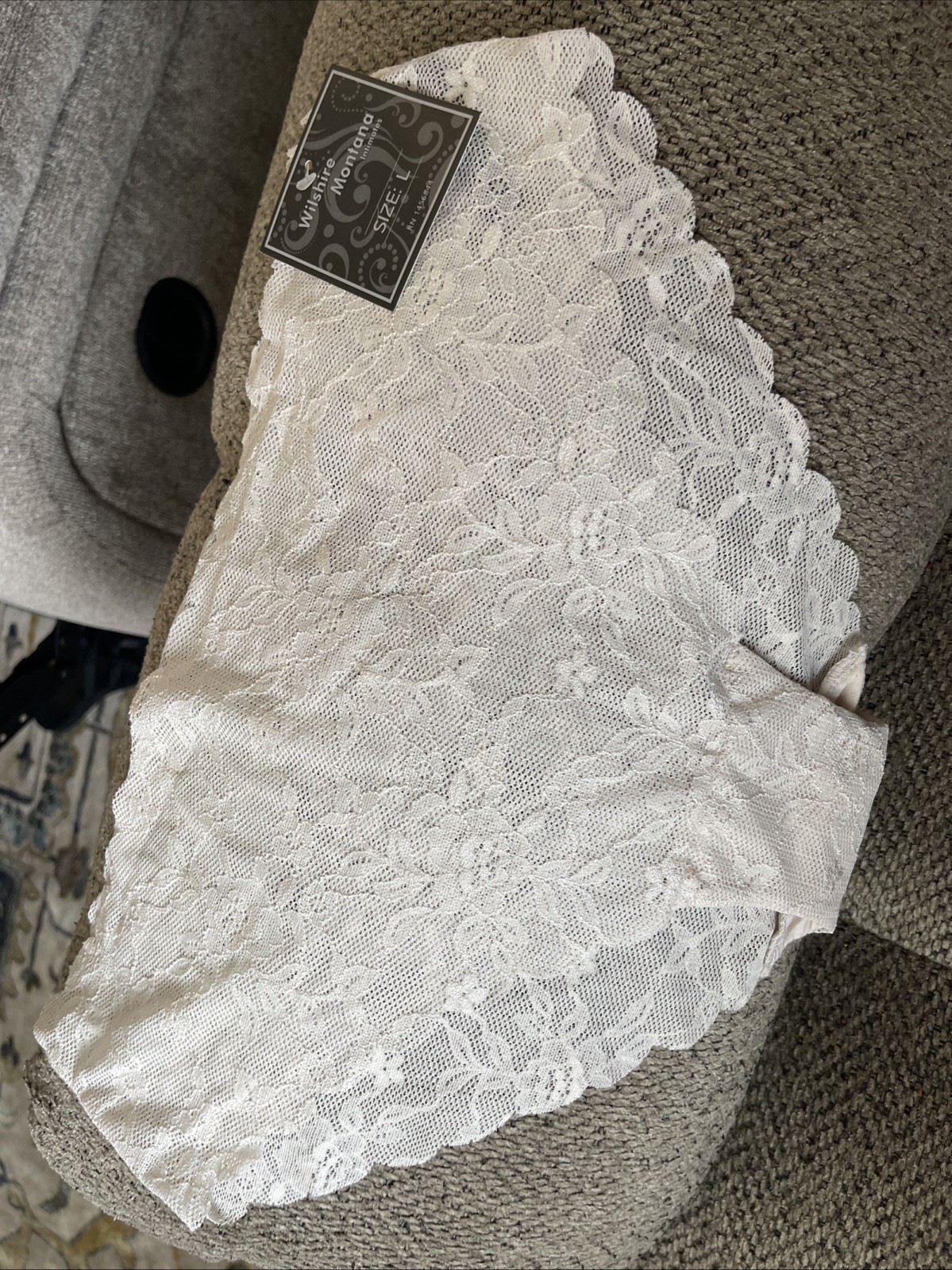 Wilshire Montana Pale Pink Lace Panties Size L NWT