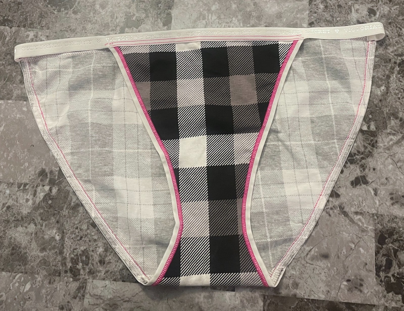 NWT VICTORIA’S SECRET L BLACK GRAY WHITE PLAID CHECK RARE STRING BIKINI PANTIES