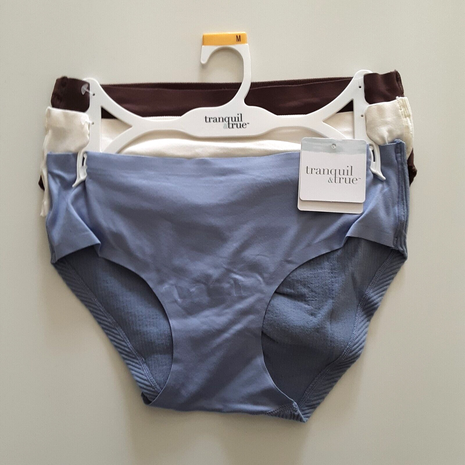 Tranquil & True Womens M Hipsters Ribbed Back Seamless Ivory Brown 3 Pack