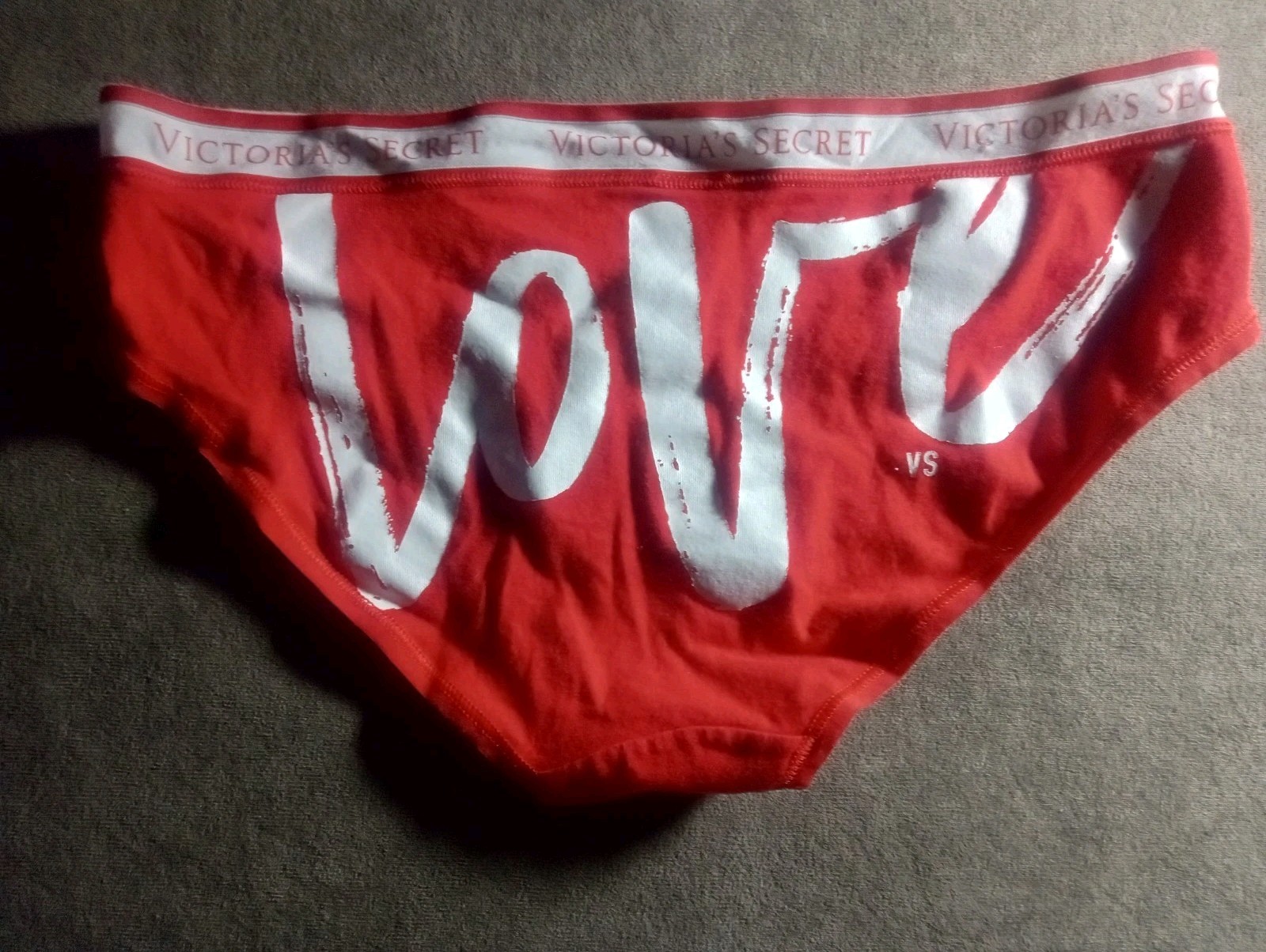 Victoria’s Secret LOVE size S Fits 28″ to 32″ Lo Rise Bikini Panties