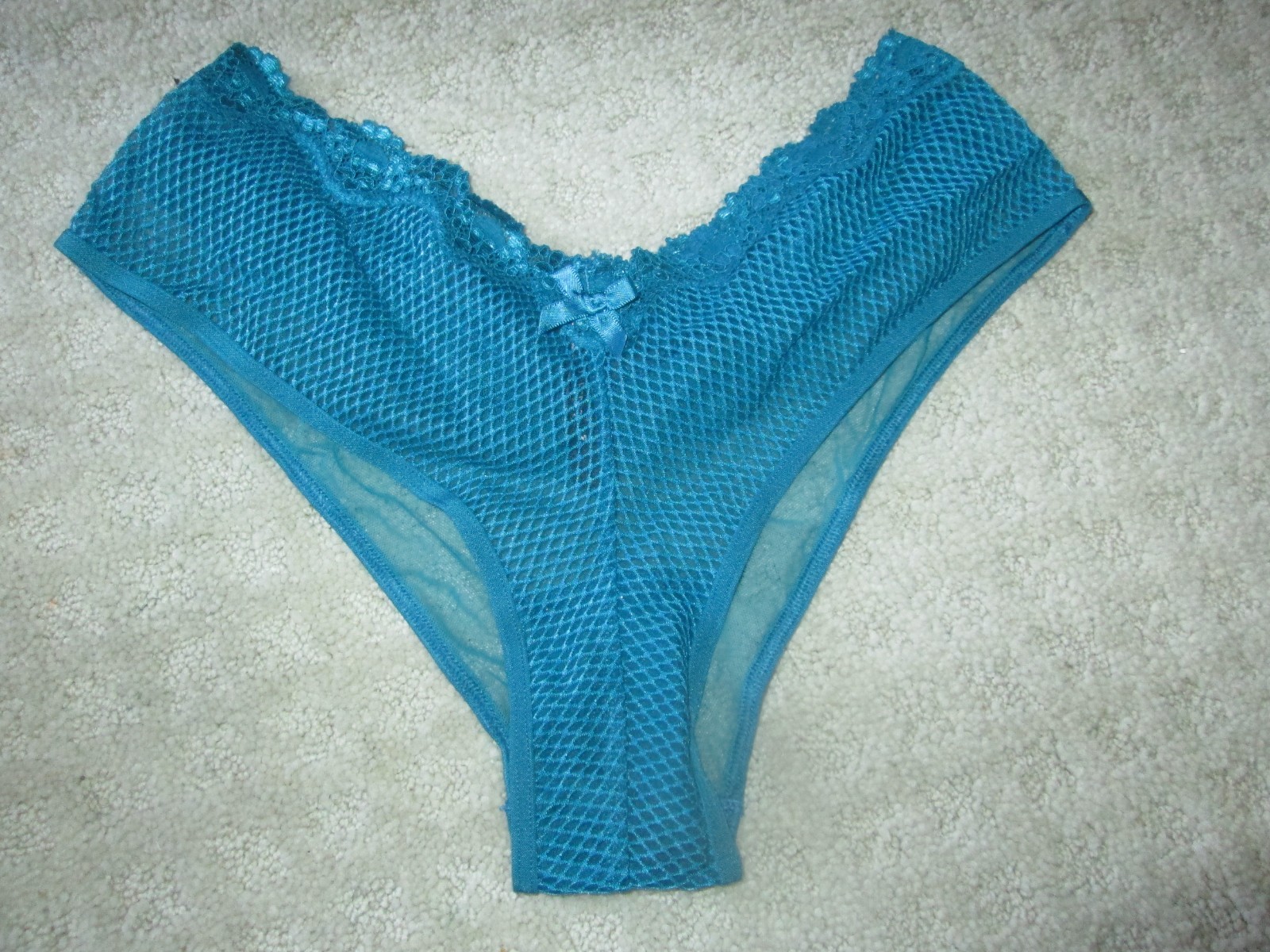 Victoria’s Secret Blue Mesh Fishnet Cheeky Panty Size Medium 2015 Lace Ruffles