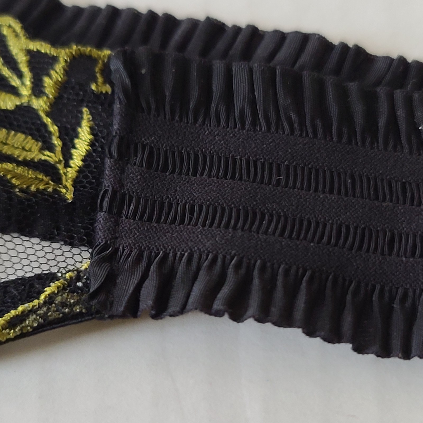 Anthropologie LyreBird Embroidered Floral Thong Panty Black L Flirty Femme NWOT