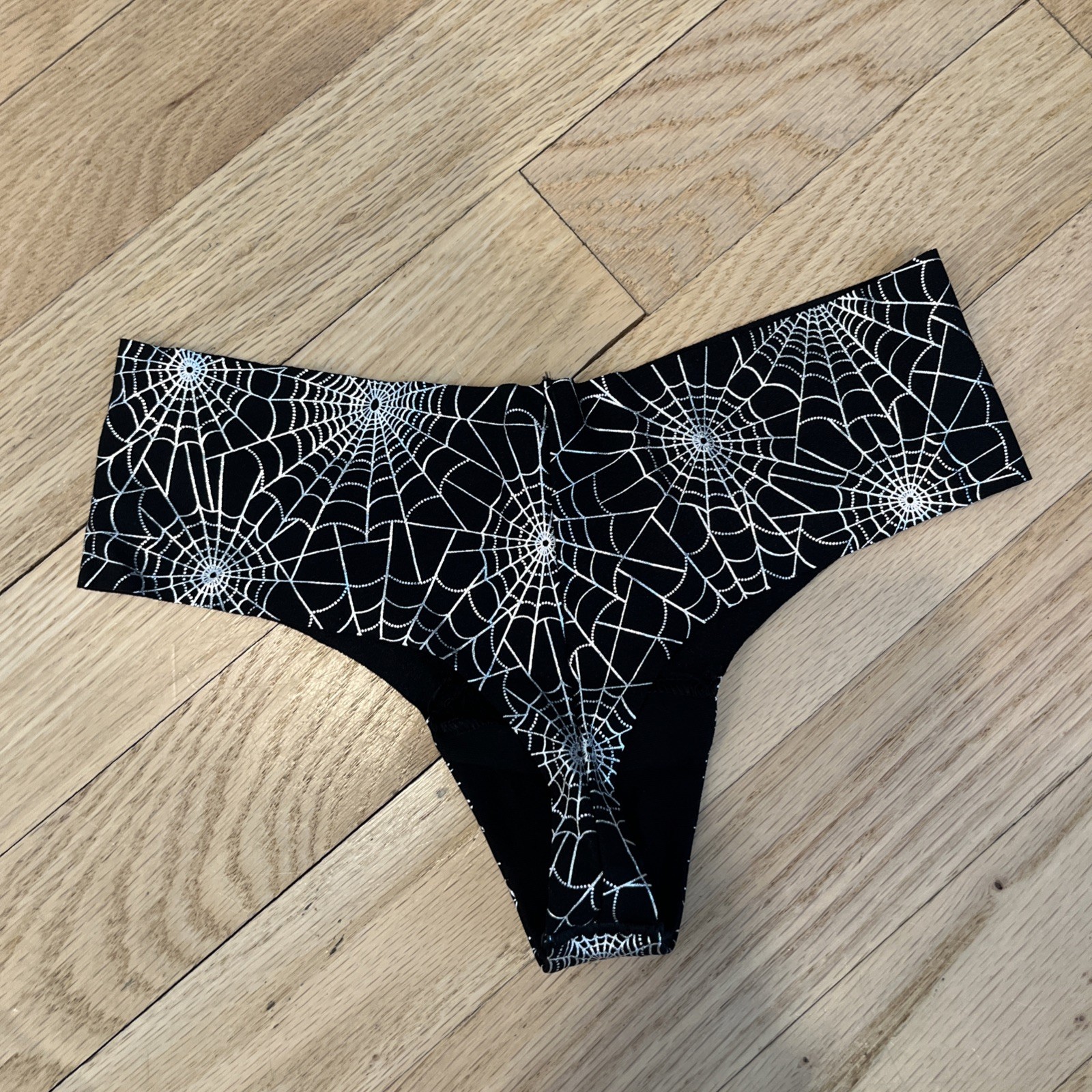Victoria’s Secret PINK Sexy Thong No Show Raw Halloween Spider XS
