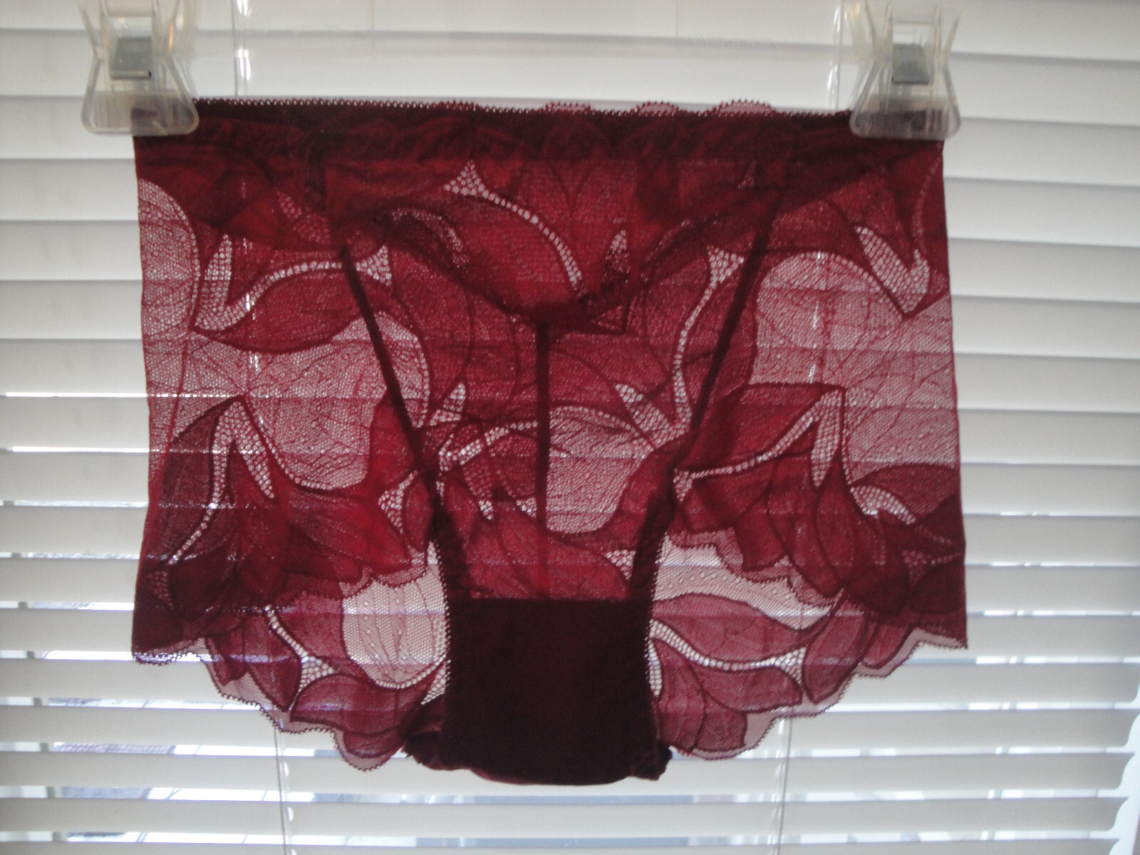 1 Pair of Beautiful Sheer Hand woven Chinese Deep Red Panty/ no panty line M
