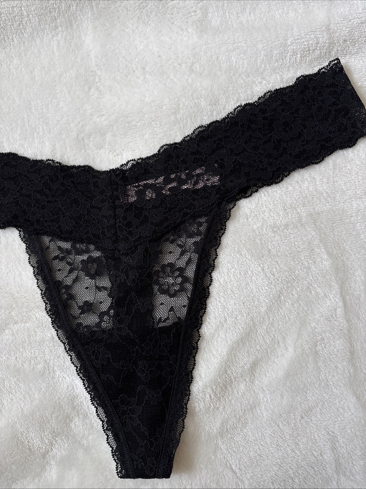 Victoria’s Secret Panties Thong Panty Black The Lacie Floral Posey Lace XL NEW