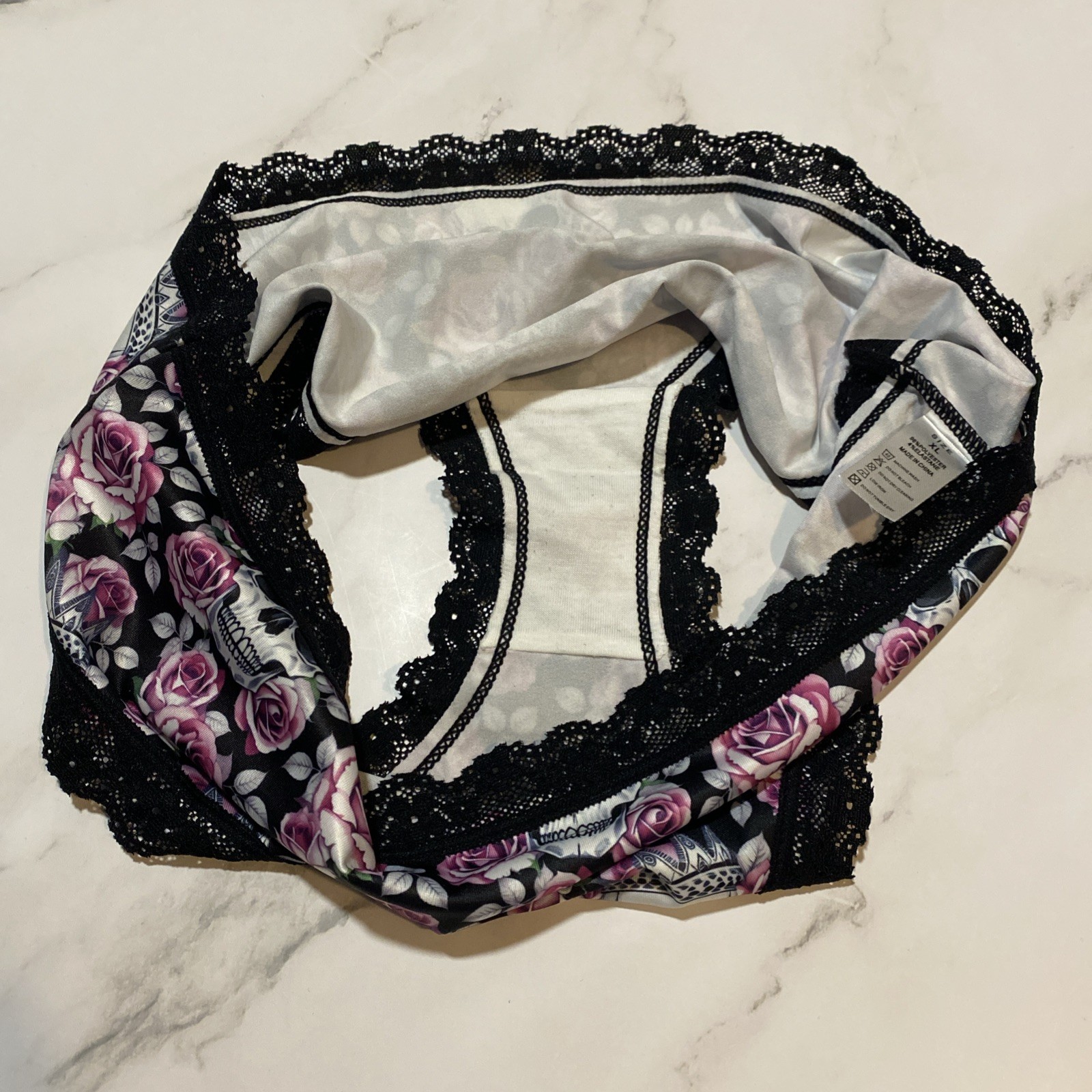 GOTH Lace Trim Emo Punk Boyshort Panties SKULL & Roses XL Polyester NWOT