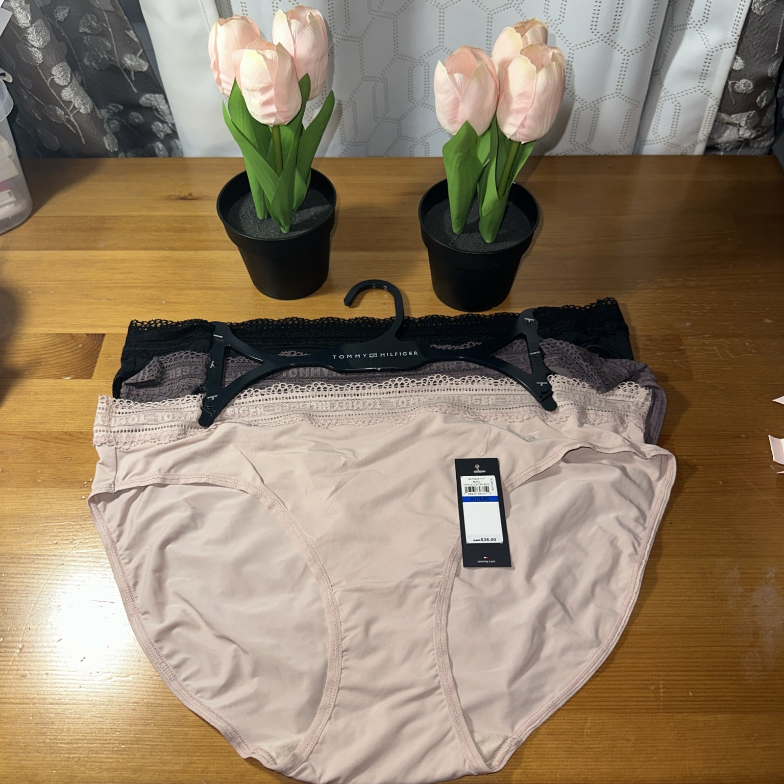 Tommy Hilfiger Microfiber 3 Pack Lace Waist Bikini Panties X Large Tan,Bwn,Blk