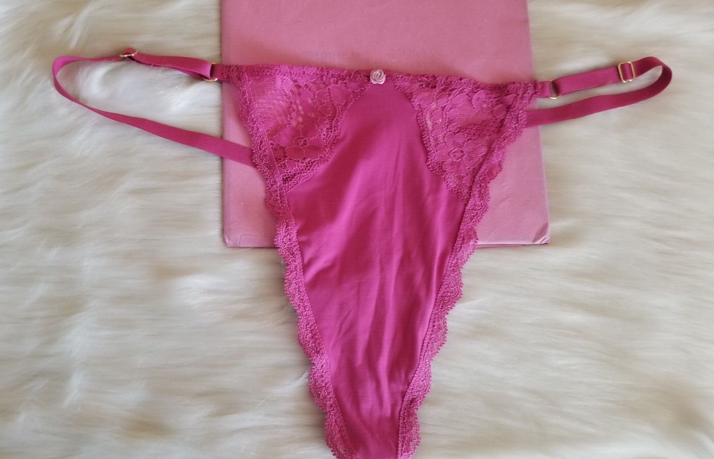 VICTORIA’S SECRET LACE TRIM ADJUSTABLE V-STRING THONG PANTY XL ROSE PINK NWT