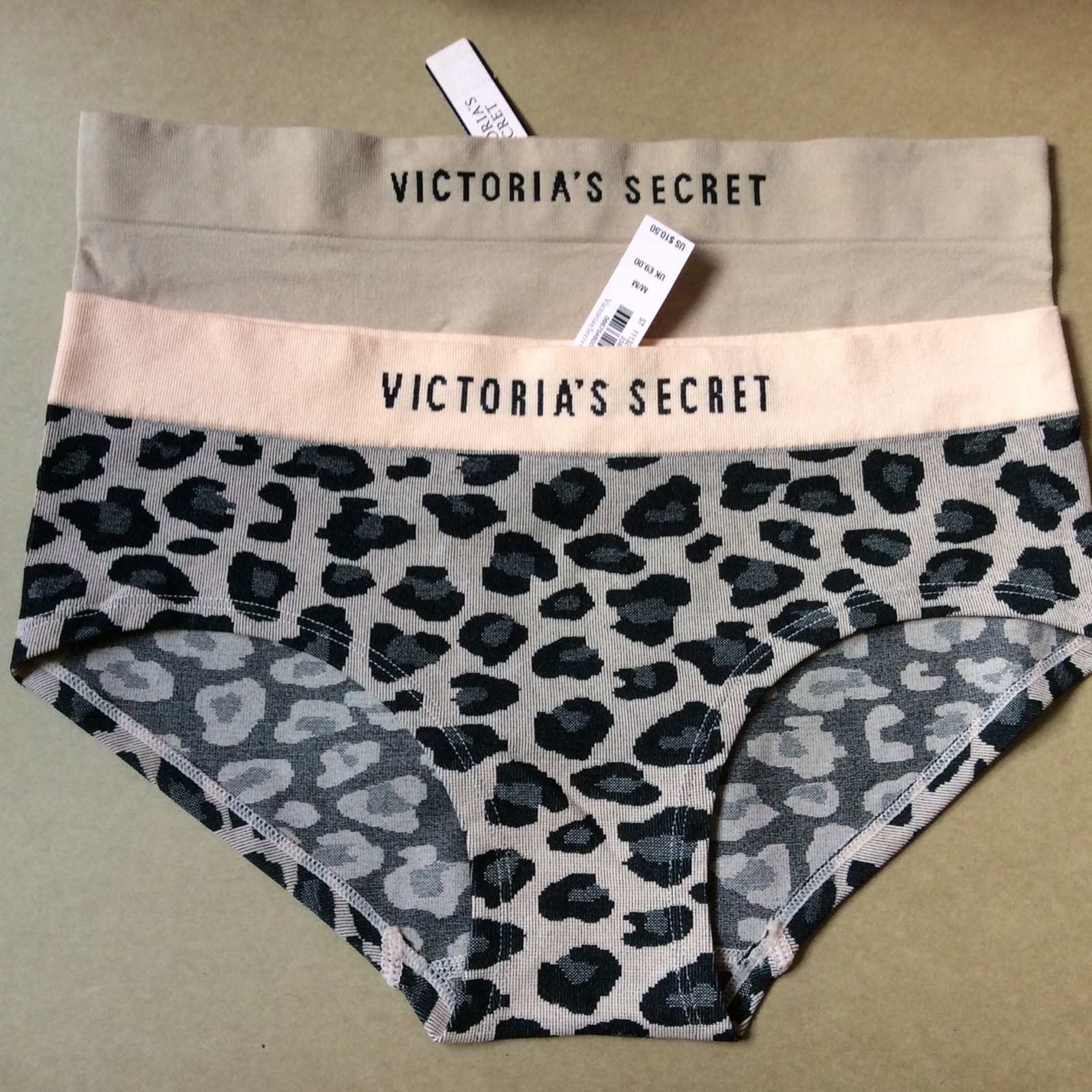 2 VICTORIA’S SECRET Seamless Hiphugger Hipster Panty Nude / leopard M