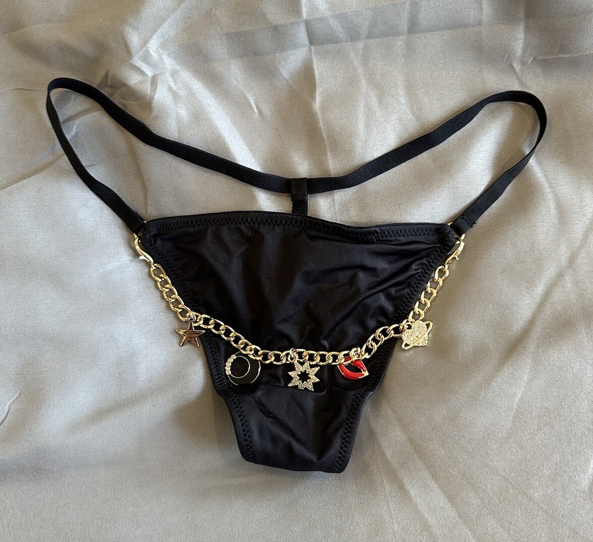 VICTORIA’S SECRET BLACK STAIN SMOOTH-VERY SEXY V-STRING THONG PANTY-W/CHARMS-S/P