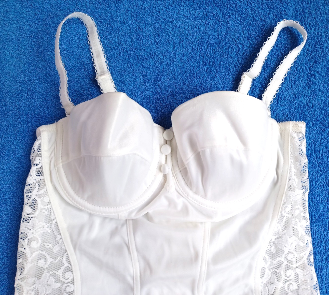PANACHE Lingerie Beautiful Cream Smooth Satin Side Lace Suspender Basque Sze 32B