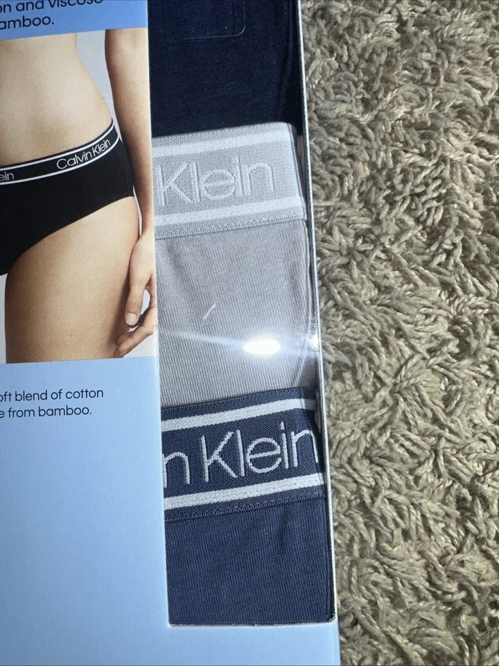 NEW Women’s Calvin Klein 3 Pack Hipster Underwear 3 Pack, LARGE, FREE SHIPPING